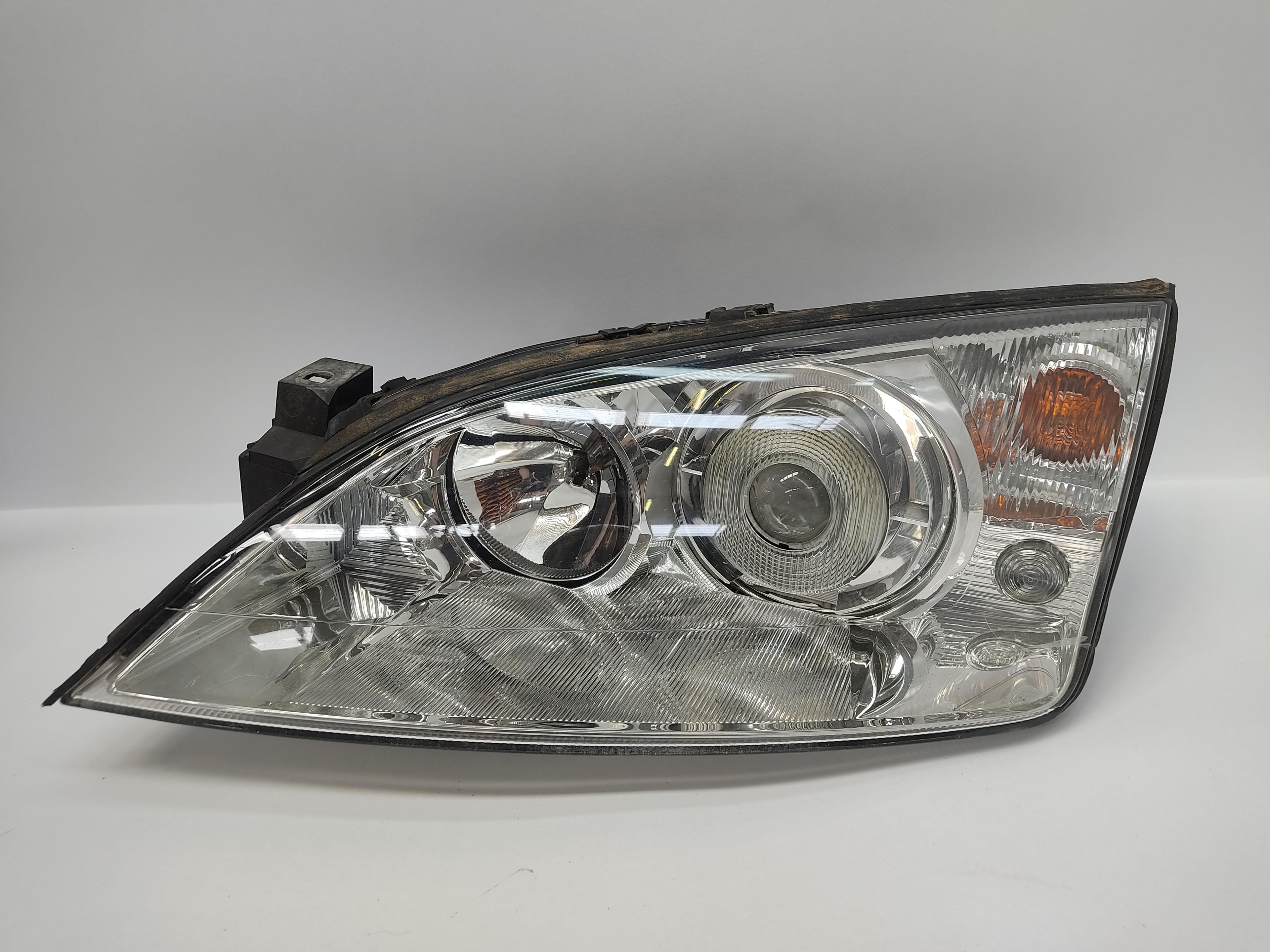 FORD Mondeo 3 generation (2000-2007) Front Left Headlight 0301174273, 1S7113006, 1435629 24769305