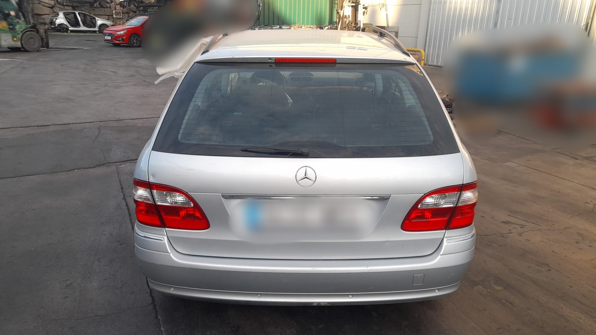 MERCEDES-BENZ E-Class W211/S211 (2002-2009) Блок предохранителей A2115456801 23563112