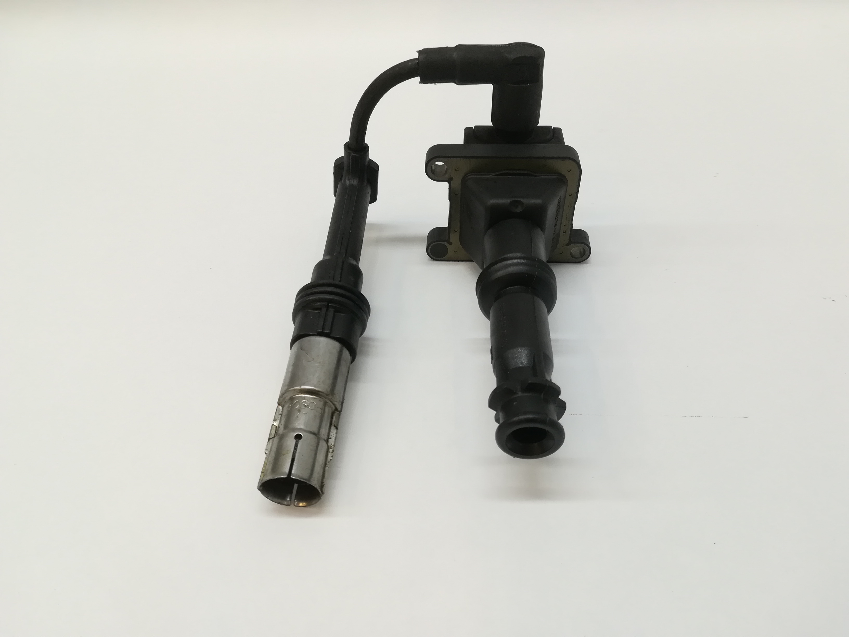 ALFA ROMEO 147 2 generation (2004-2010) High Voltage Ignition Coil 18597417