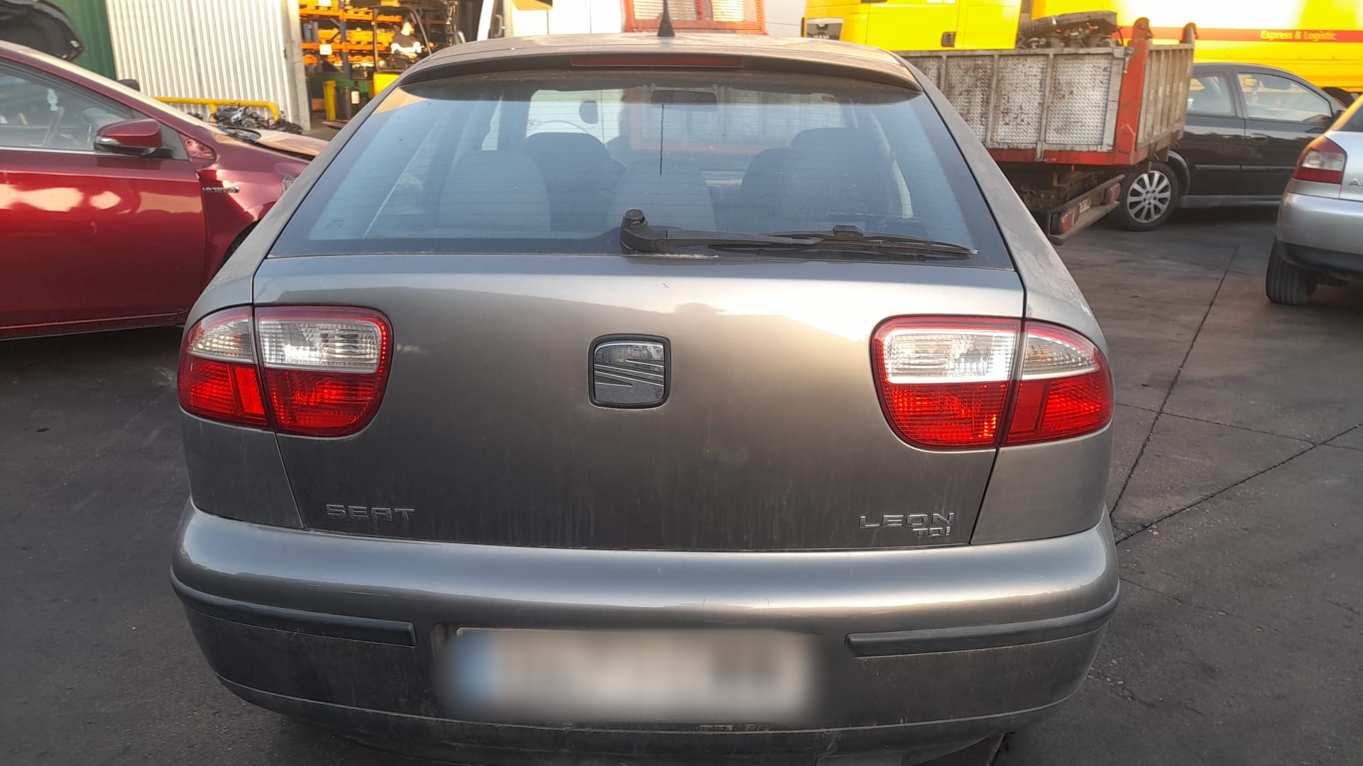 SEAT Leon 1 generation (1999-2005) Ľavé zadné koncové svetlo 1M6945111 23638439