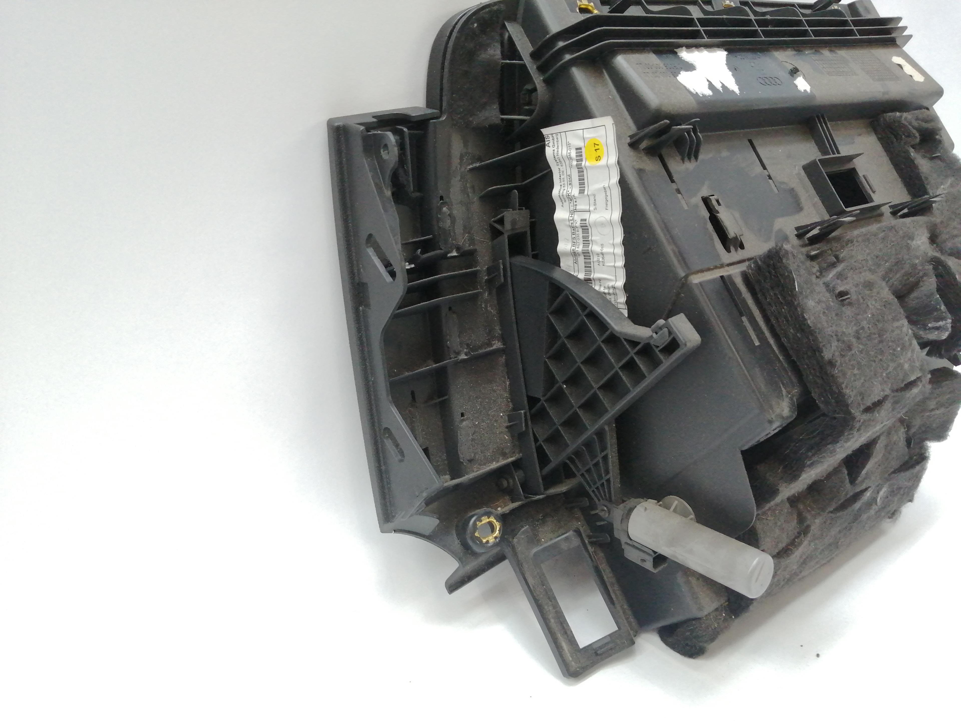 AUDI A1 8X (2010-2020) Жабка 8X1857104 25190214