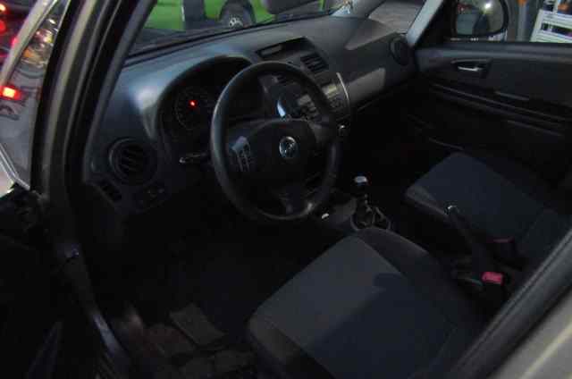 FIAT Sedici 1 generation (2005-2012) Bakre høyre dør vindusregulator 71743451 25100423