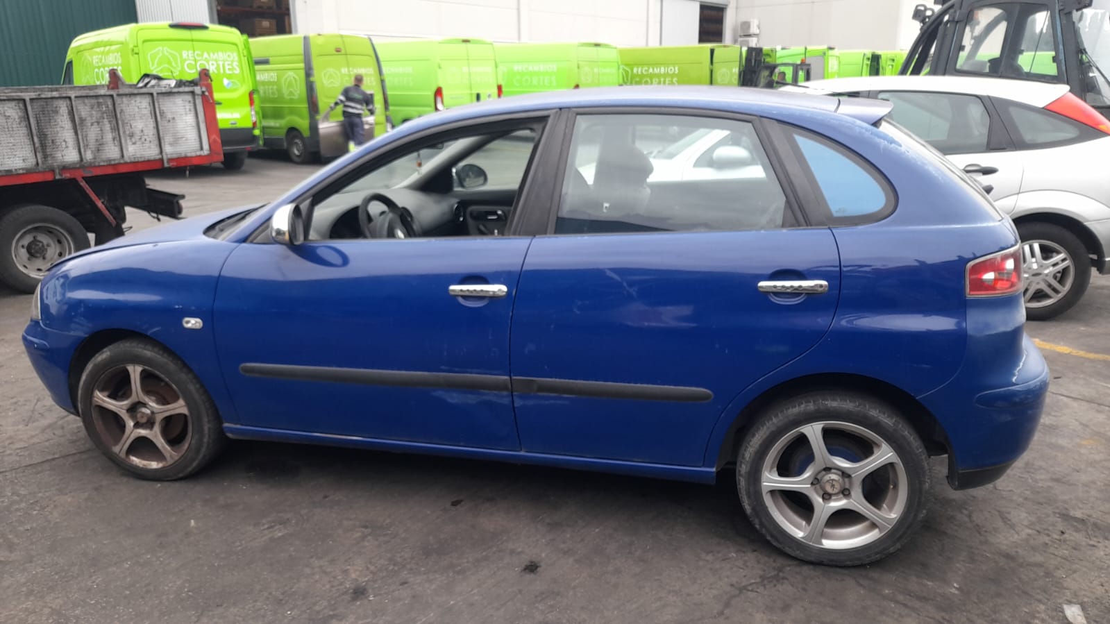 SEAT Ibiza 3 generation (2002-2008) Топливная рейка 036133320C 25186435