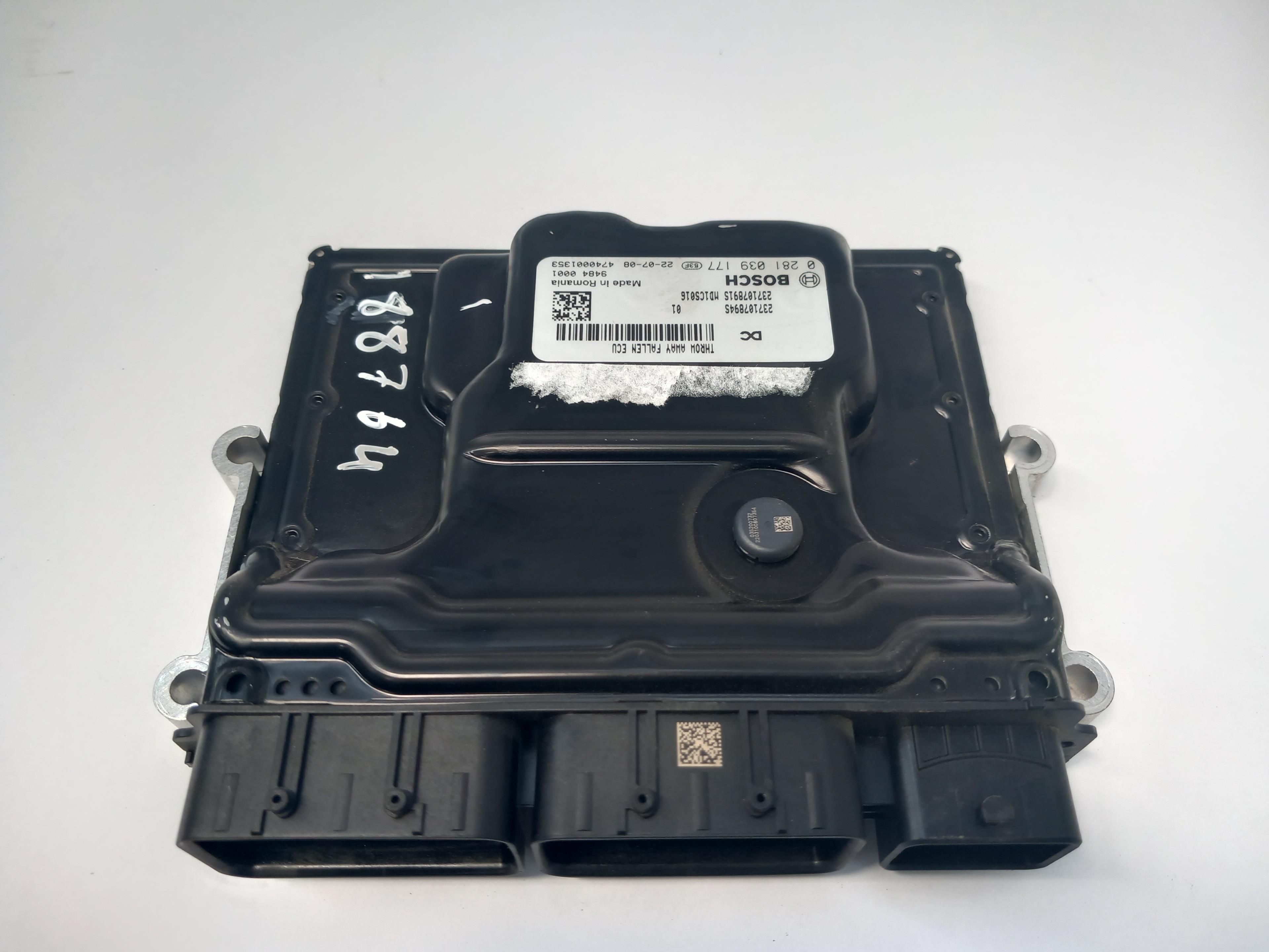 RENAULT Megane 3 generation (2008-2020) Moottorin ohjausyksikkö ECU 237107894S 25690778