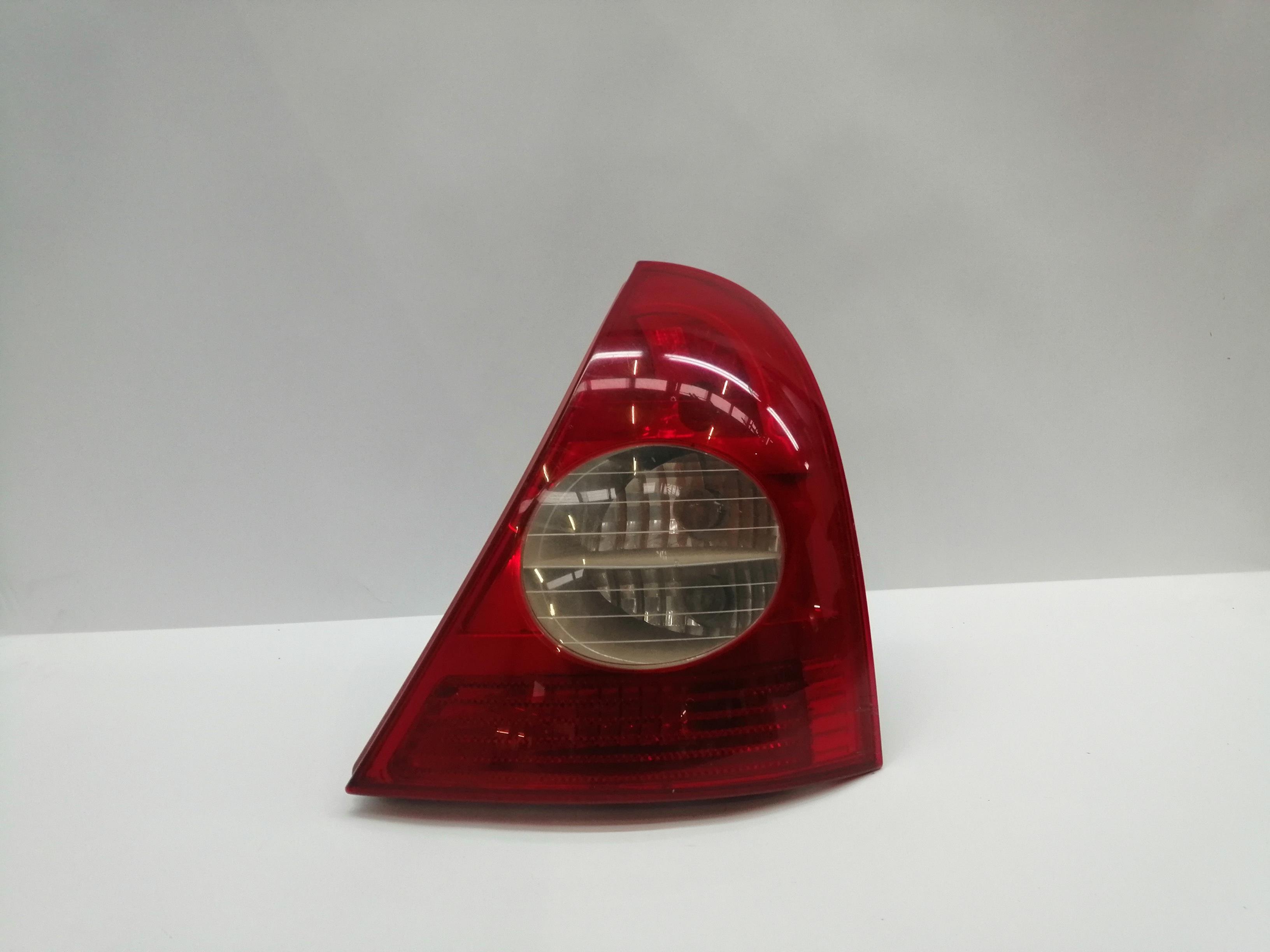 RENAULT Clio 3 generation (2005-2012) Rear Right Taillight Lamp 8200917487 23056127