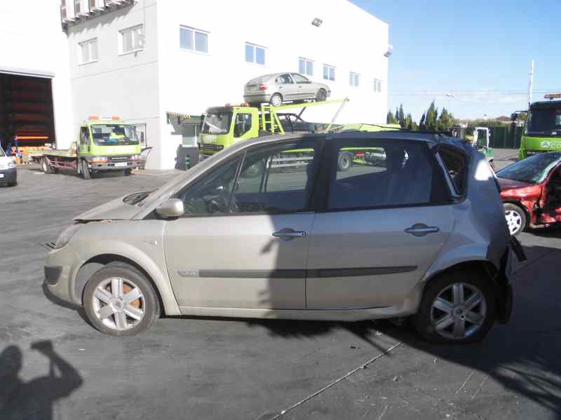 RENAULT Scenic 2 generation (2003-2010) Főtengelyszíjtárcsa 8200699517 18361419