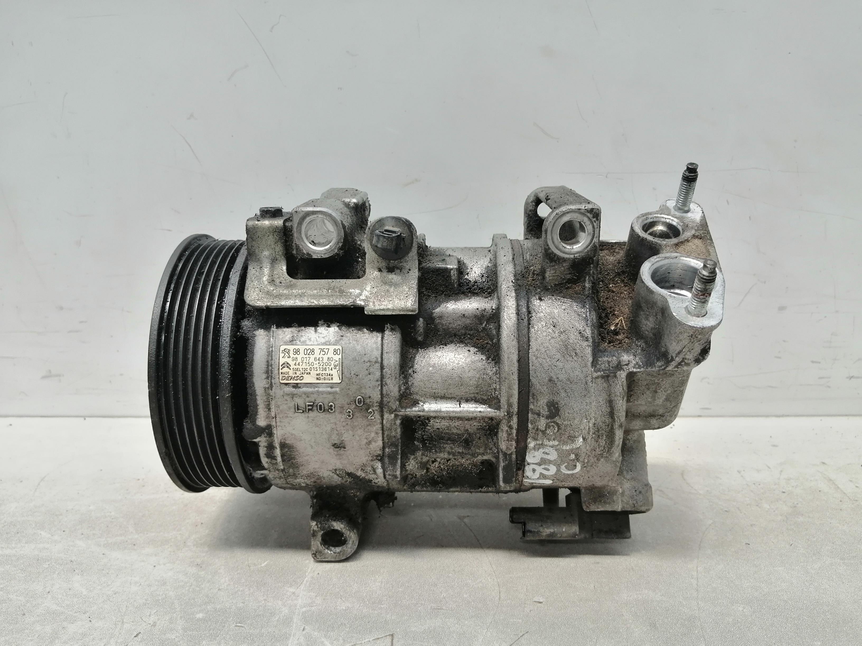 CITROËN C4 1 generation (2004-2011) Air Condition Pump 9819714980 25355342