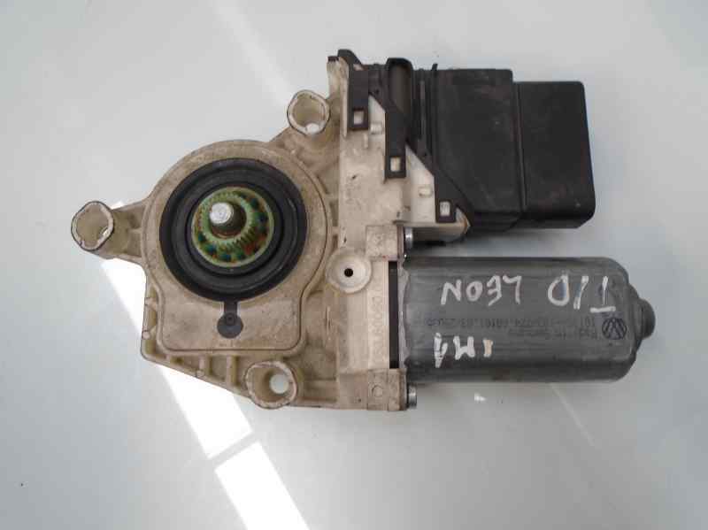 TOYOTA Leon 1 generation (1999-2005) Rear Right Door Window Control Motor 1C0959812A 18470373