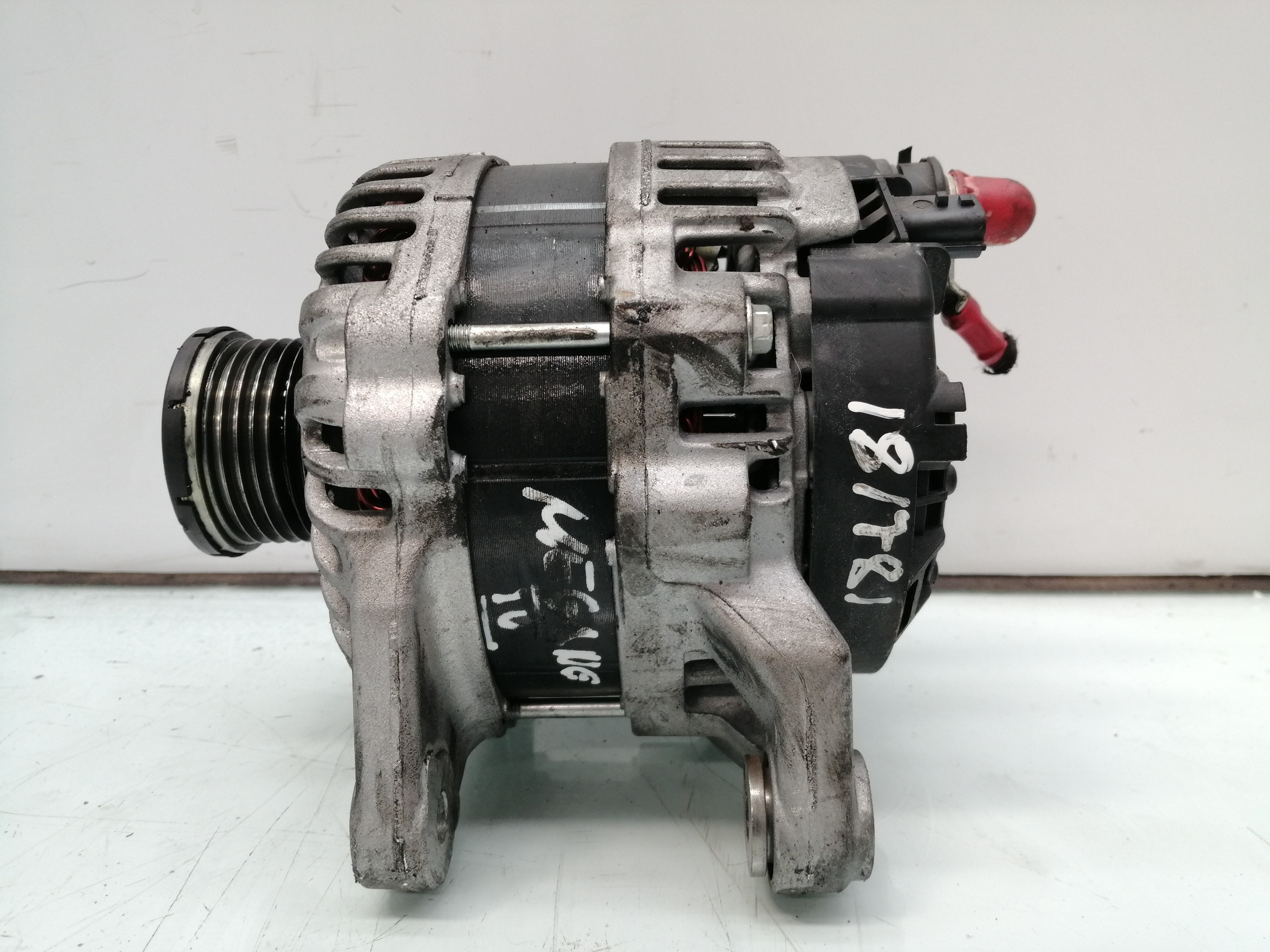 RENAULT Megane 3 generation (2008-2020) Alternator 231009933R 21659621