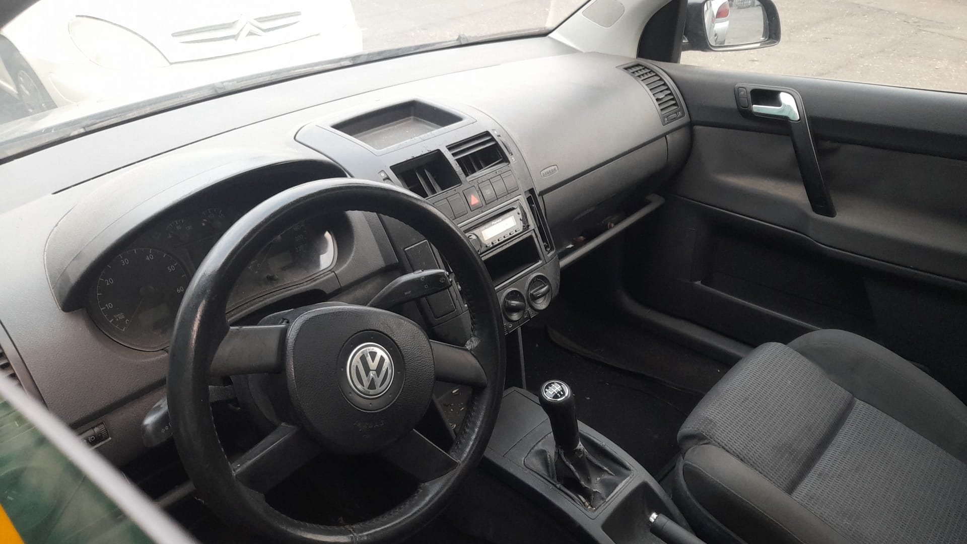 VOLKSWAGEN Polo 4 generation (2001-2009) Priekšējās kreisās durvis 6Q3831055K 24026746