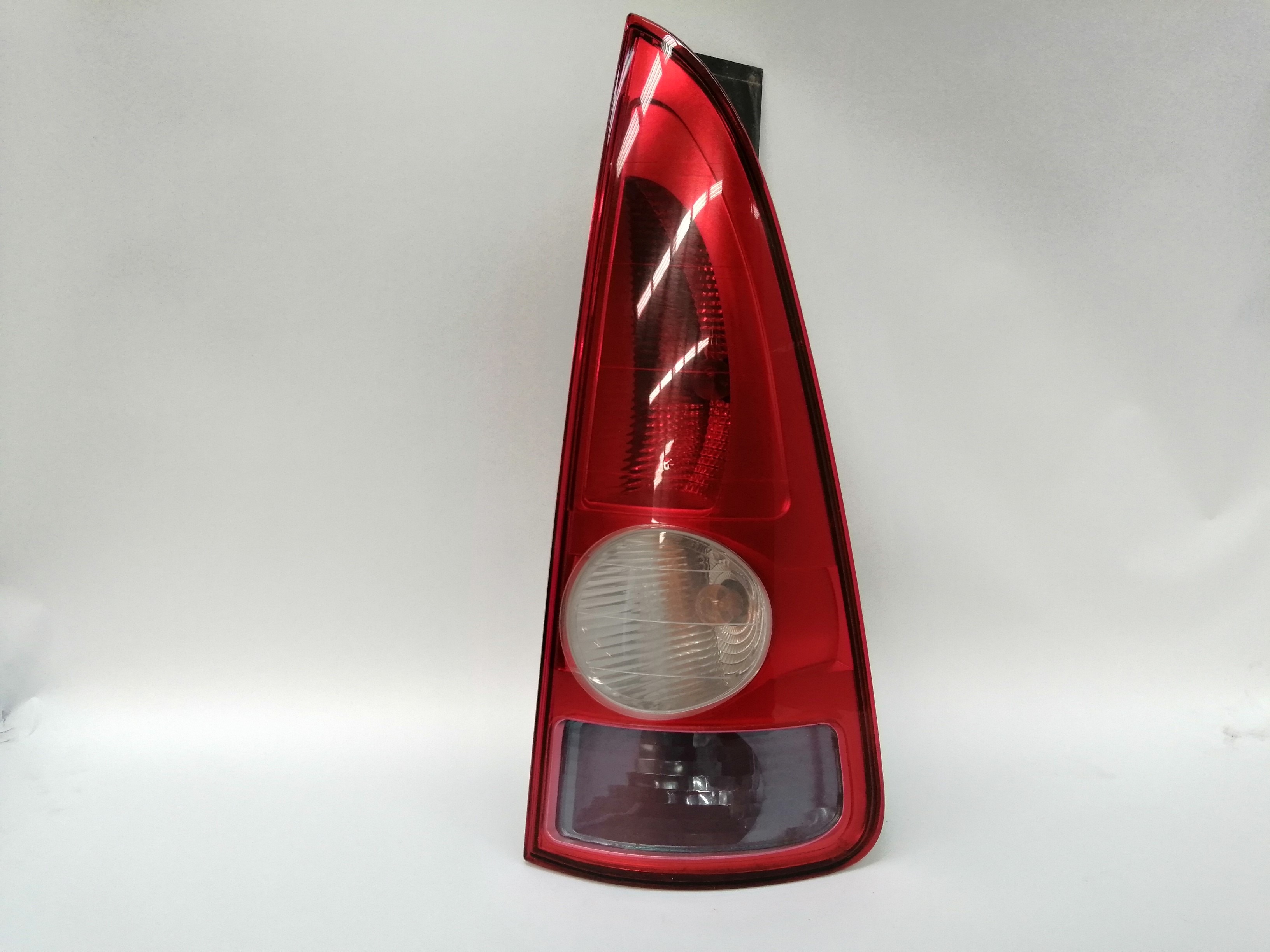 RENAULT Espace 4 generation (2002-2014) Rear Right Taillight Lamp 8200027152 24015476