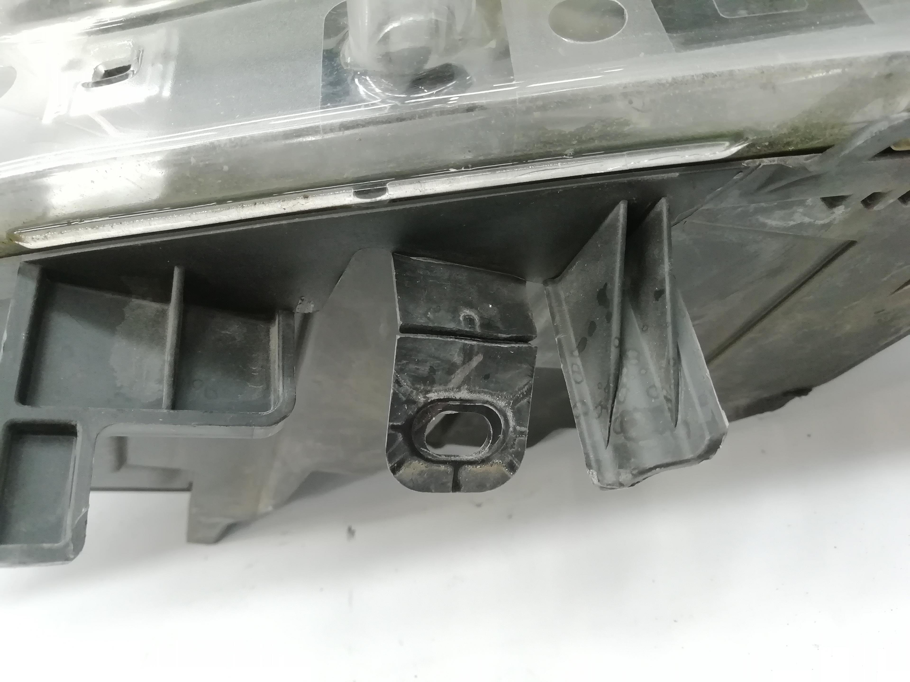 RENAULT Laguna 3 generation (2007-2015) Фара передняя правая 260100038R 25754645