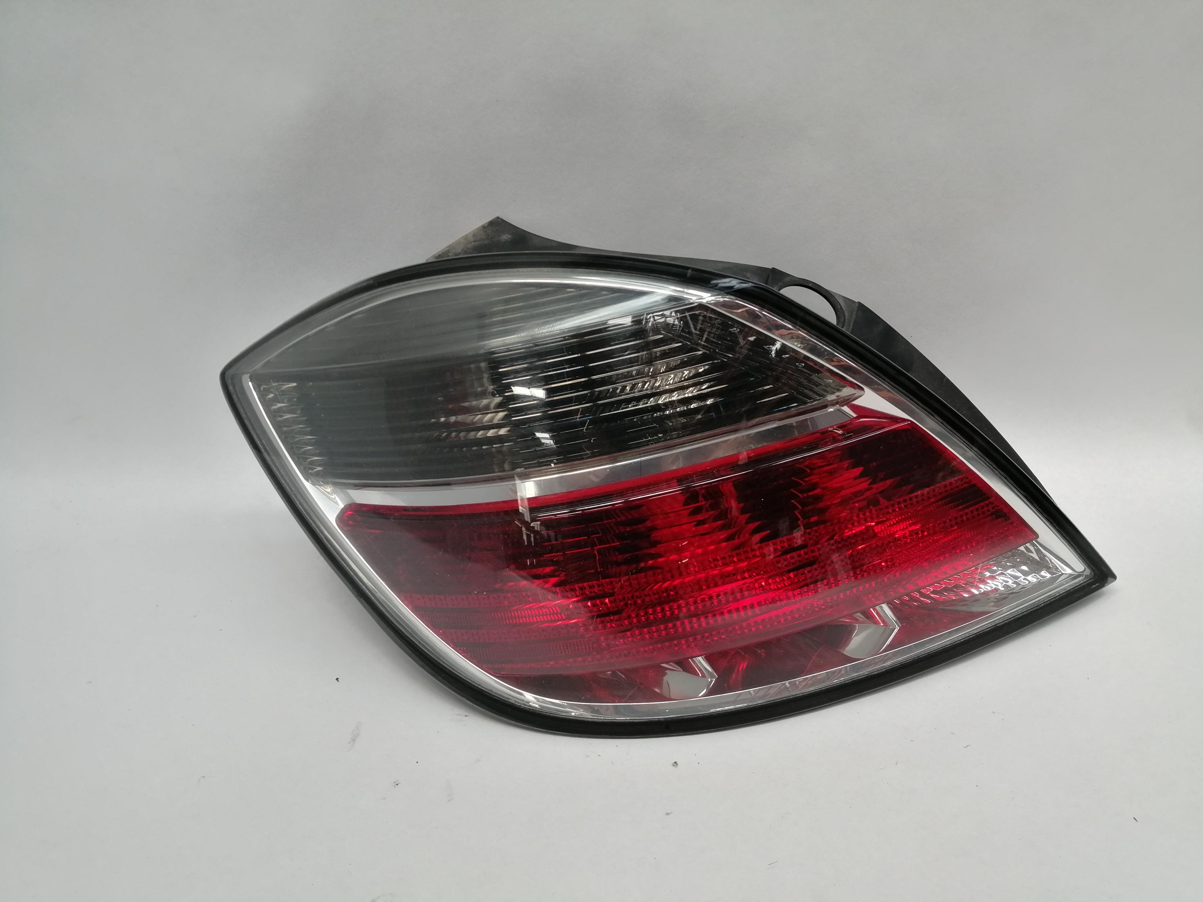 OPEL Astra H (2004-2014) Rear Left Taillight 13222324 25348197