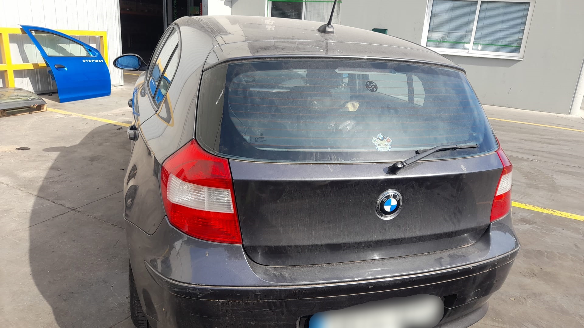 BMW 1 Series E81/E82/E87/E88 (2004-2013) Forreste højre dørlås 51217202146 25167131