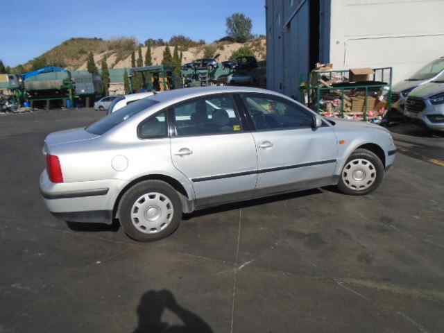 VOLKSWAGEN Passat B5 (1996-2005) Рулевой механизм 3B0419502D 27510514