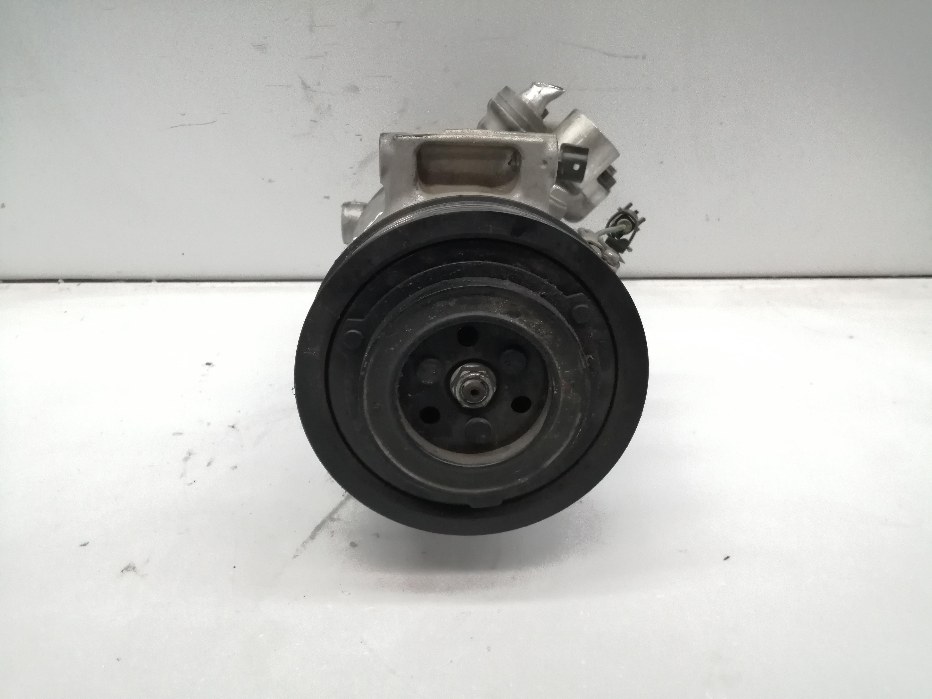 VOLVO V40 2 generation (2012-2020) Pompe de climatisation 36010255 25231539