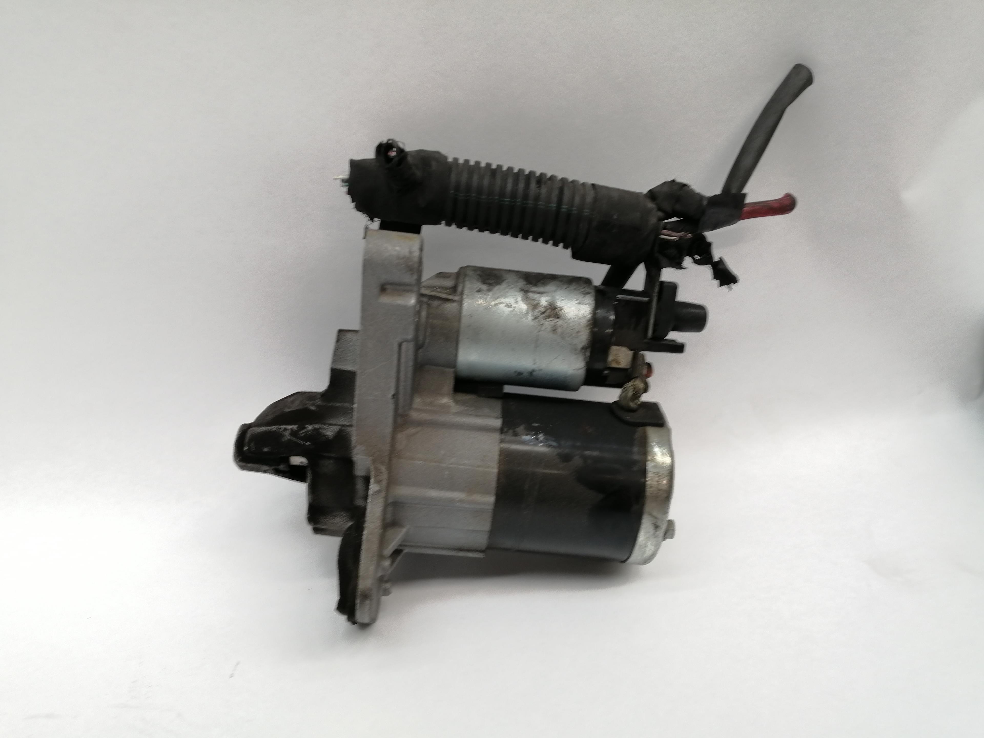 DACIA Sandero 2 generation (2013-2020) Starter Motor 233000557R 25212534