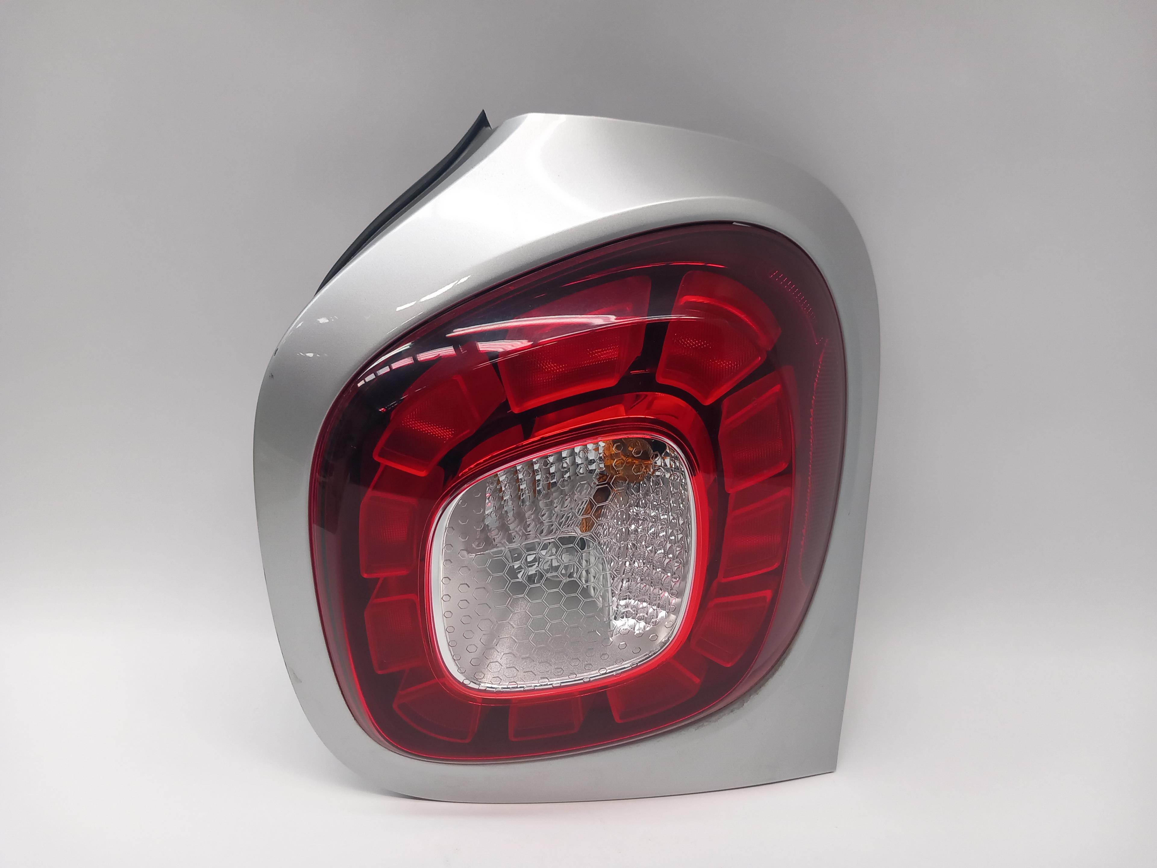 SMART Forfour 2 generation (2015-2023) Rear Right Taillight Lamp A4539062800 25755857