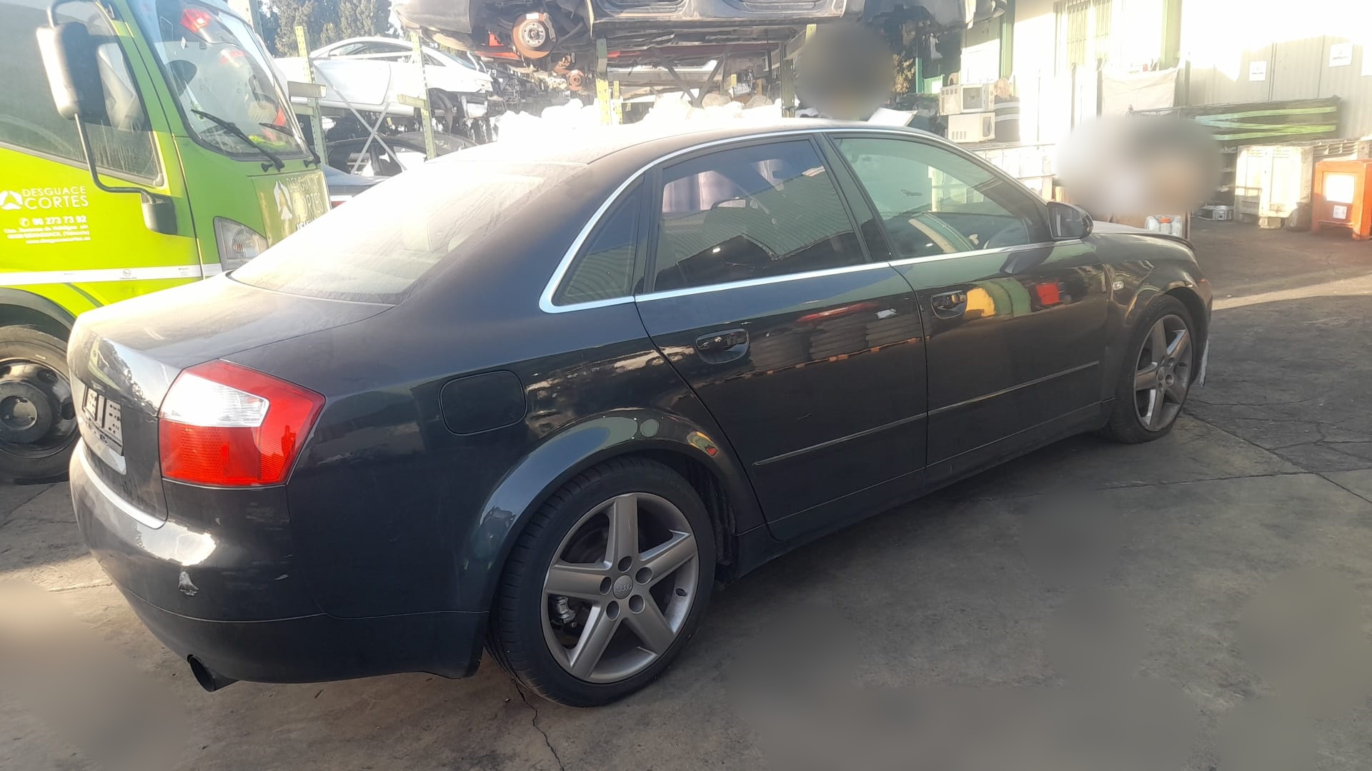 AUDI A4 B6/8E (2000-2005) Venstre forskærm 8E0821105B 24033952