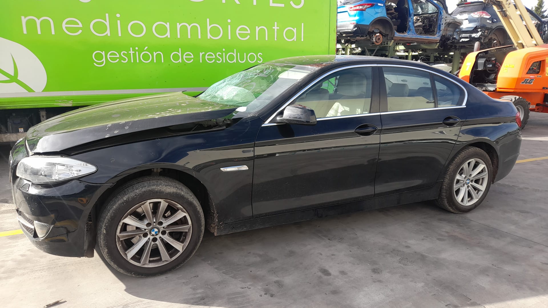 BMW 5 Series F10/F11 (2009-2017) Front Left Wheel Hub 31216775769 18601551