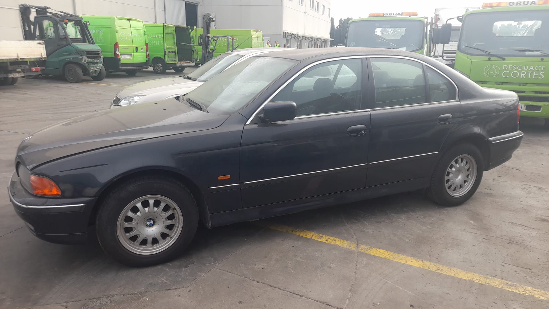 BMW 5 Series E39 (1995-2004) Altă piesă 72118257798 25179818