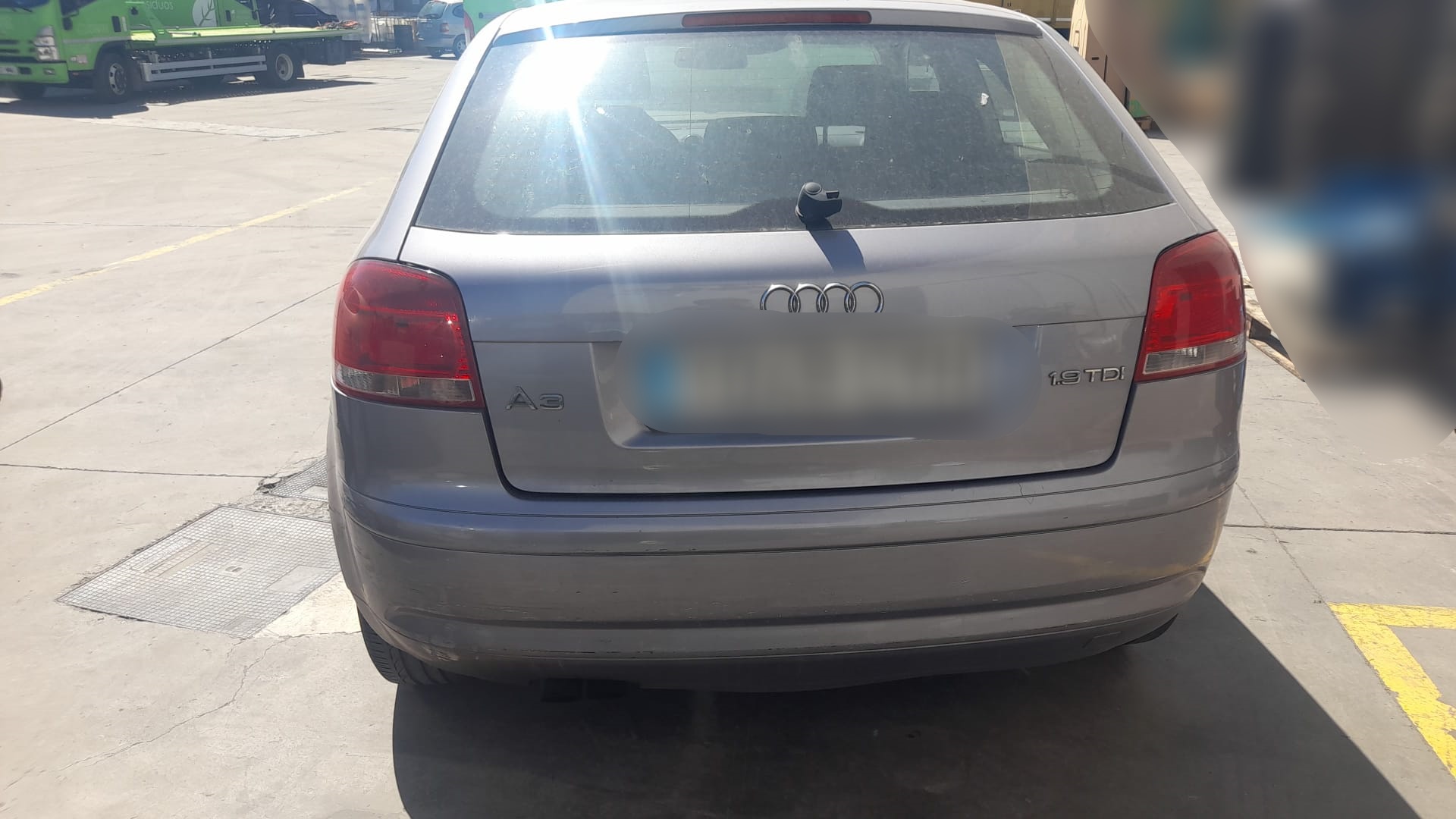 AUDI A3 8P (2003-2013) Aripa dreapta față 8P0821106F 25690410