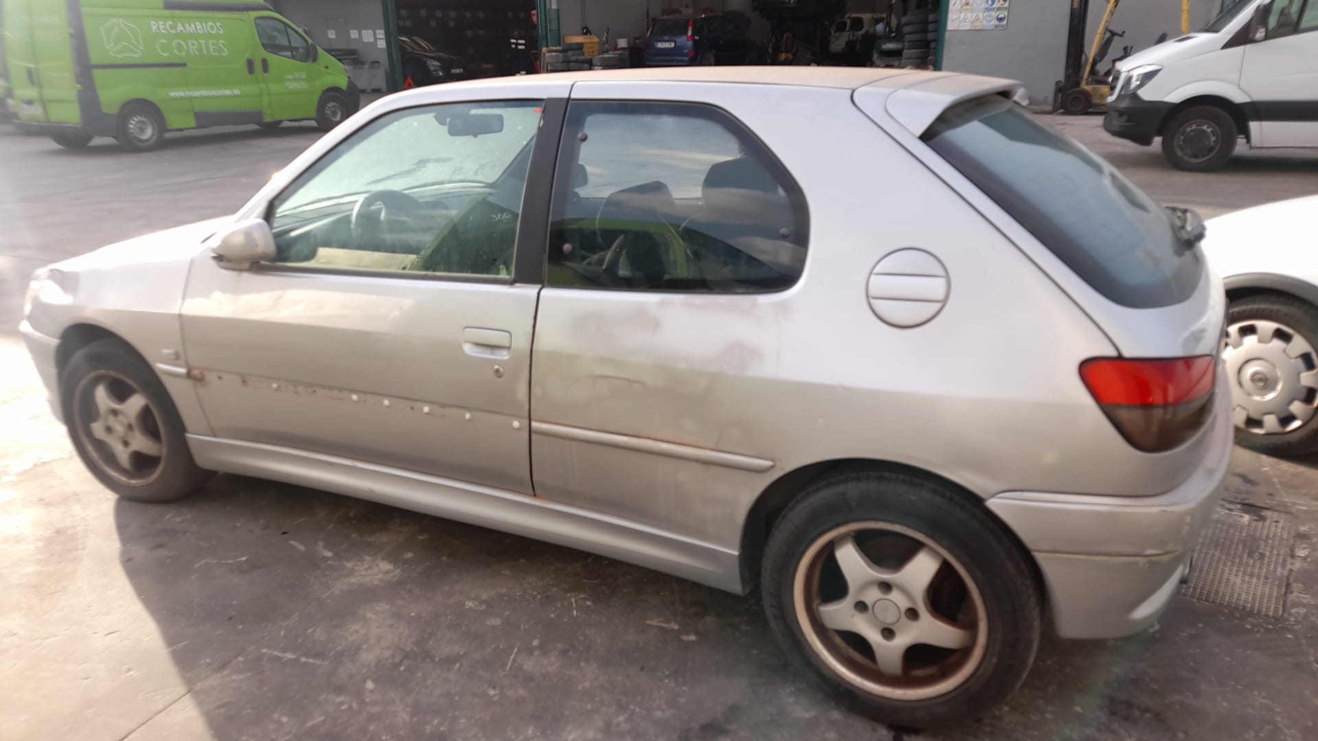 TOYOTA 306 1 generation (1993-2002) Фара передняя левая 6204V7 18585779