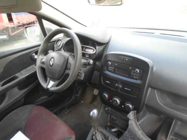 RENAULT Clio 3 generation (2005-2012) Galinis kairys žibintas 265552424R 25200473
