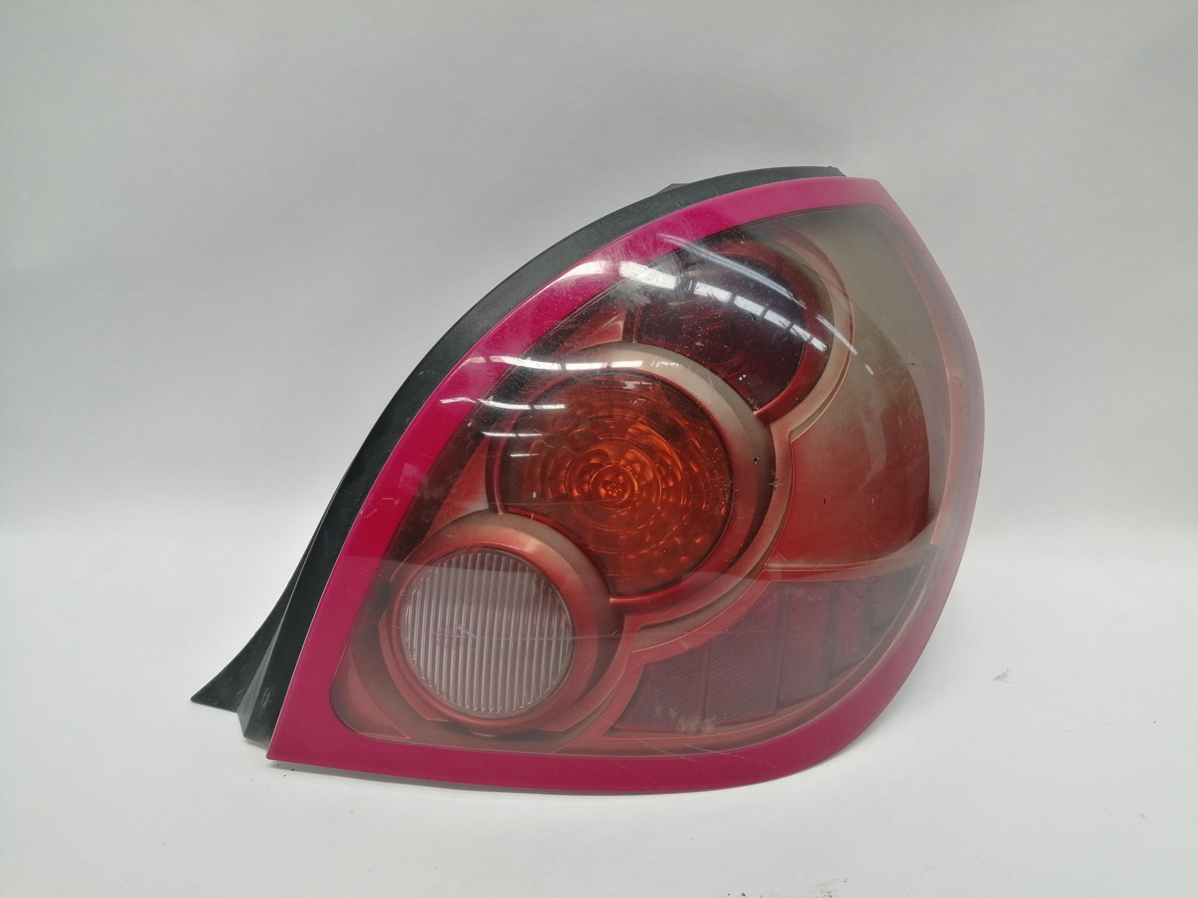 NISSAN Almera N16 (2000-2006) Rear Right Taillight Lamp 26550BN702, 26550BN787 25158129