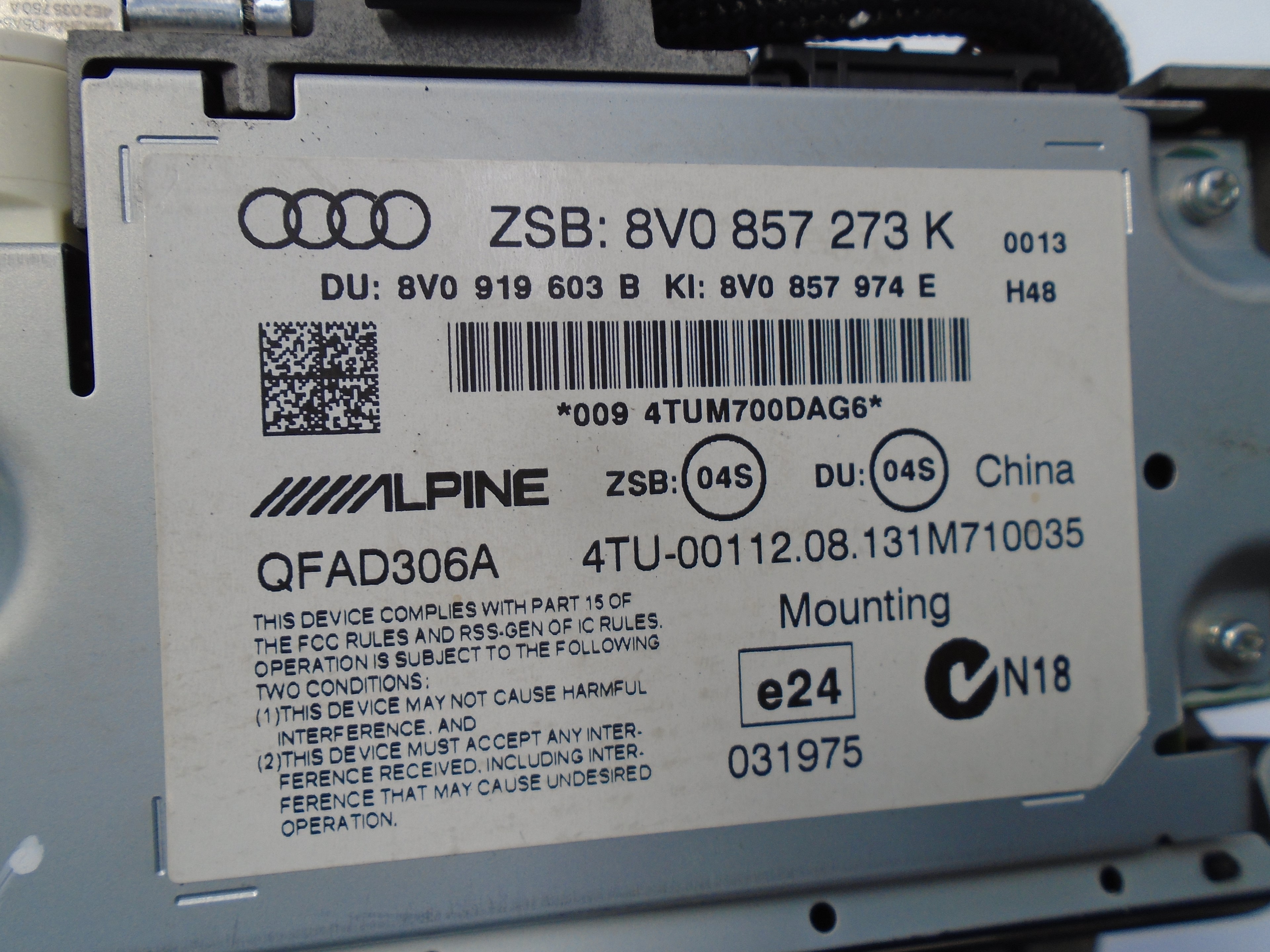 AUDI A3 8V (2012-2020) Другие внутренние детали 8V0857273M 18498696