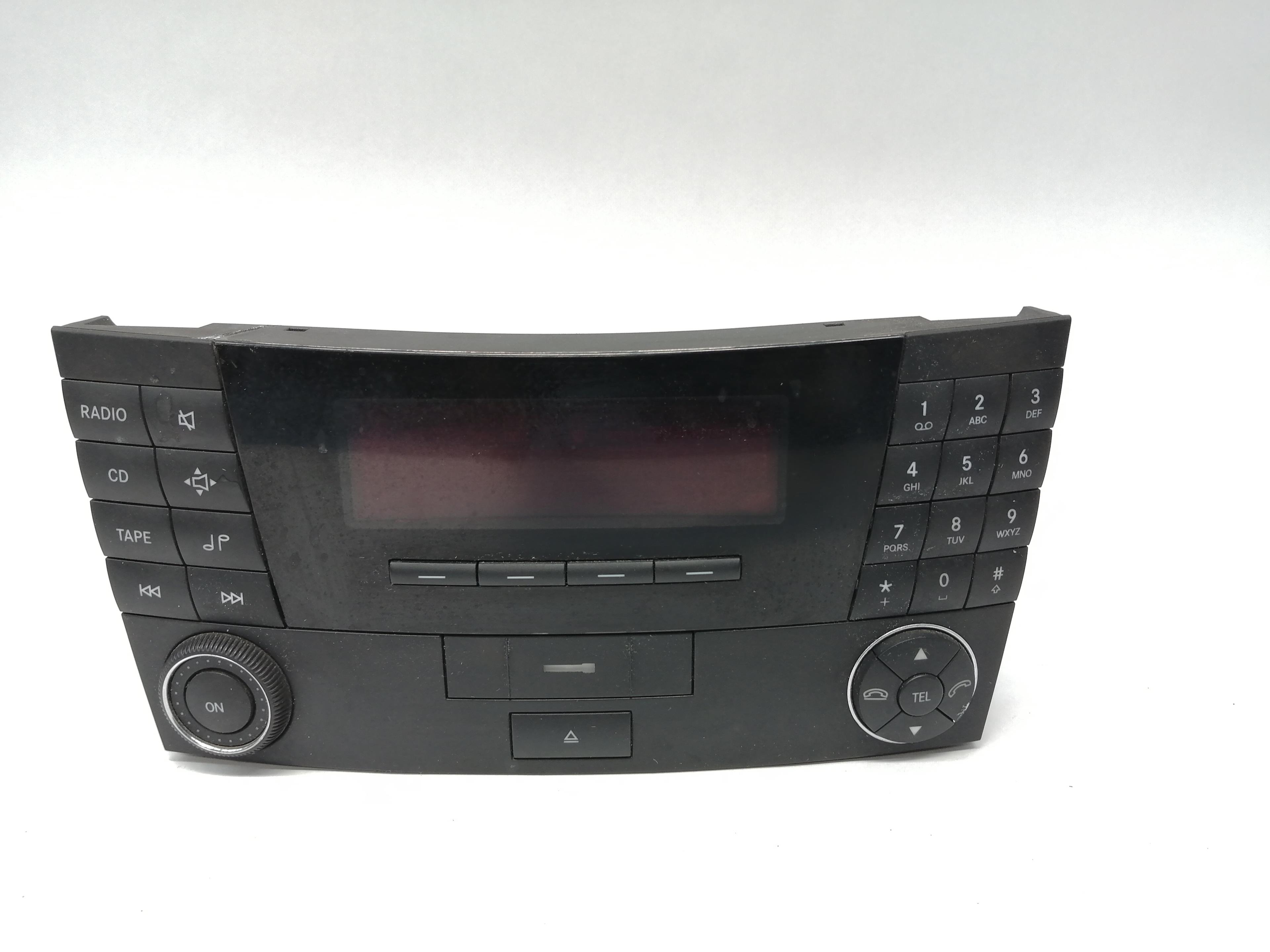 MERCEDES-BENZ E-Class W211/S211 (2002-2009) Musikspelare utan GPS A2118200879, A2118200879 25199557