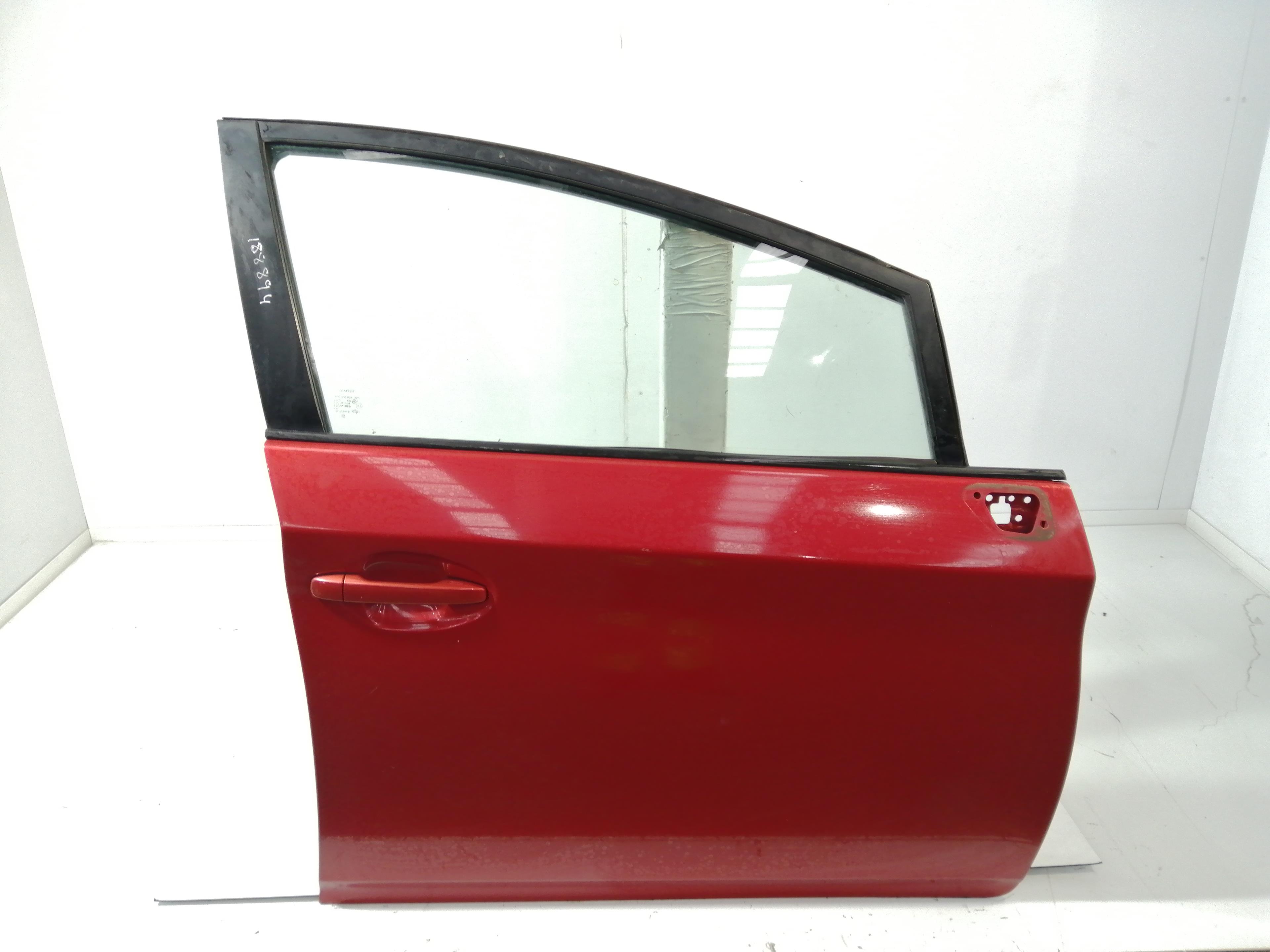 TOYOTA Prius 3 generation (XW30) (2009-2015) Priekinės dešinės durys 6700147070 25221164