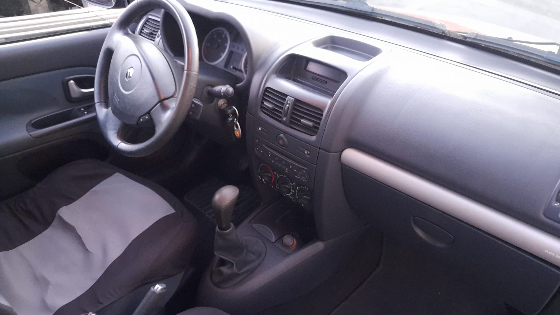 RENAULT Clio 3 generation (2005-2012) Другие кузовные детали 8200060917 25212131