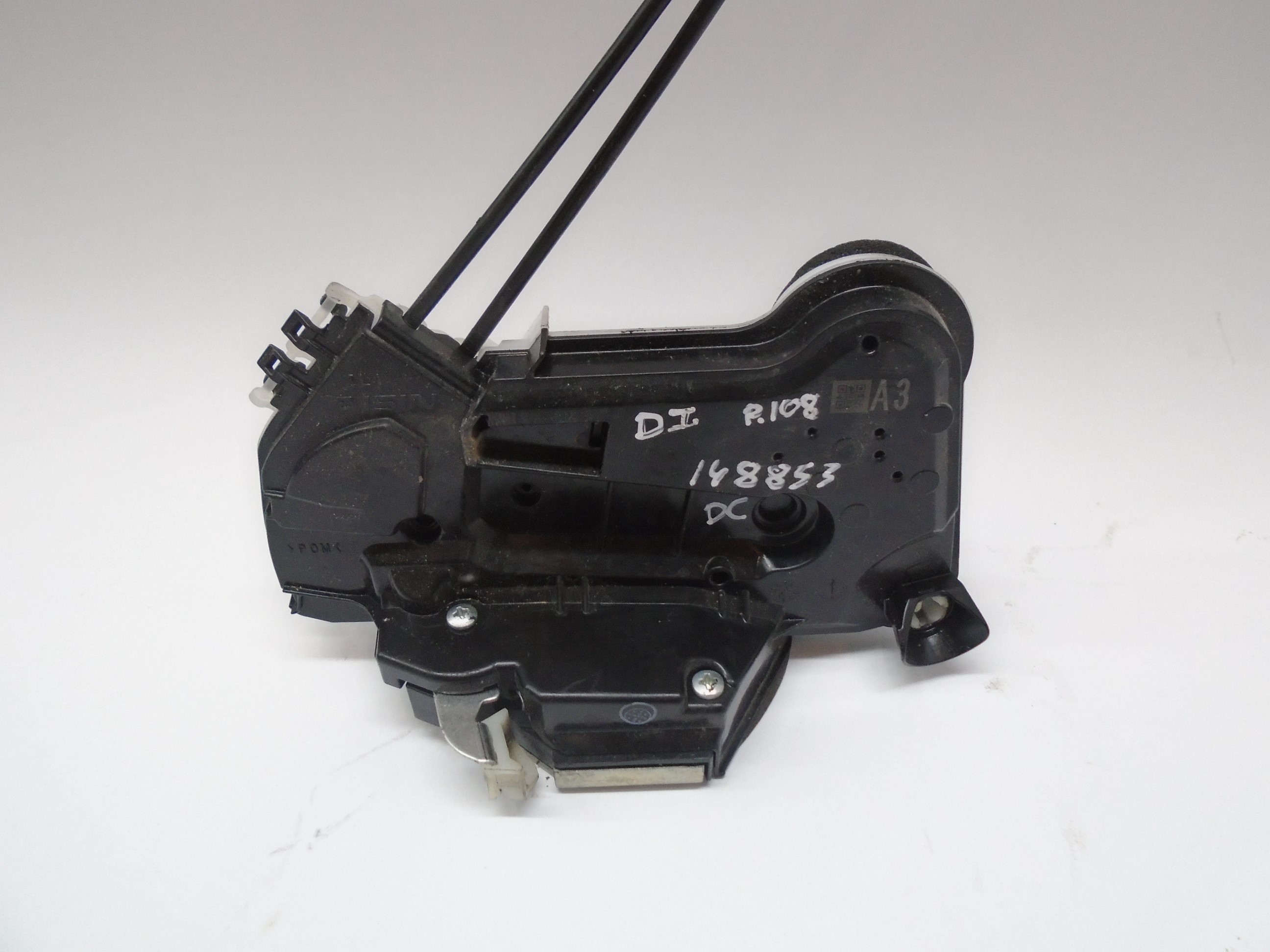 PEUGEOT 108 1 generation (2015-2021) Front Left Door Lock B000843080 18635159