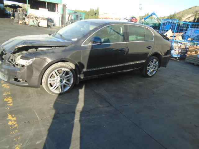 SKODA Superb 2 generation (2008-2015) Lève-vitre de porte avant droite 3T0837462A 25109481