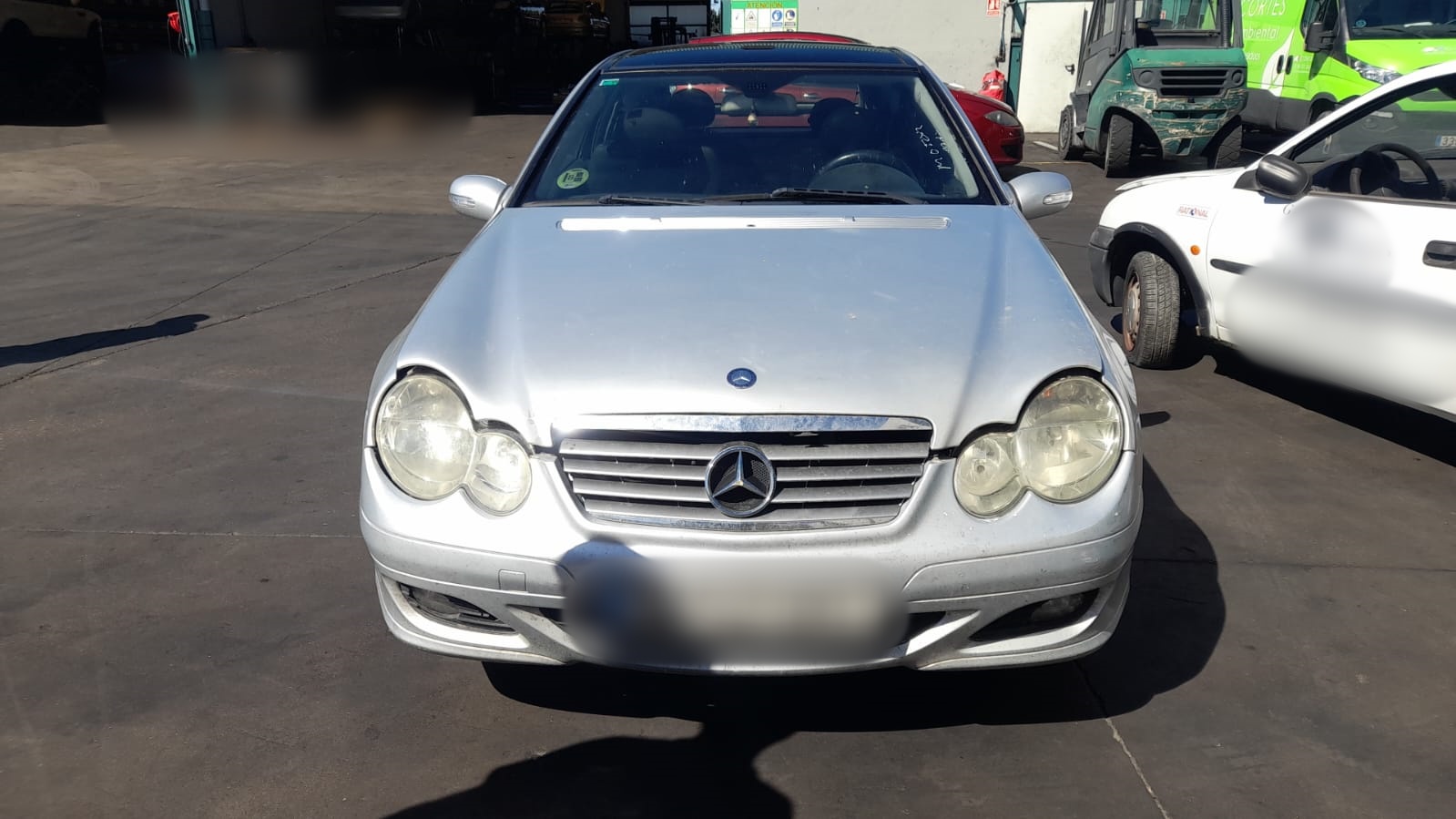 MERCEDES-BENZ CLC-Class CL203 (2008-2011) Крыло переднее правое A2038800418 25755412