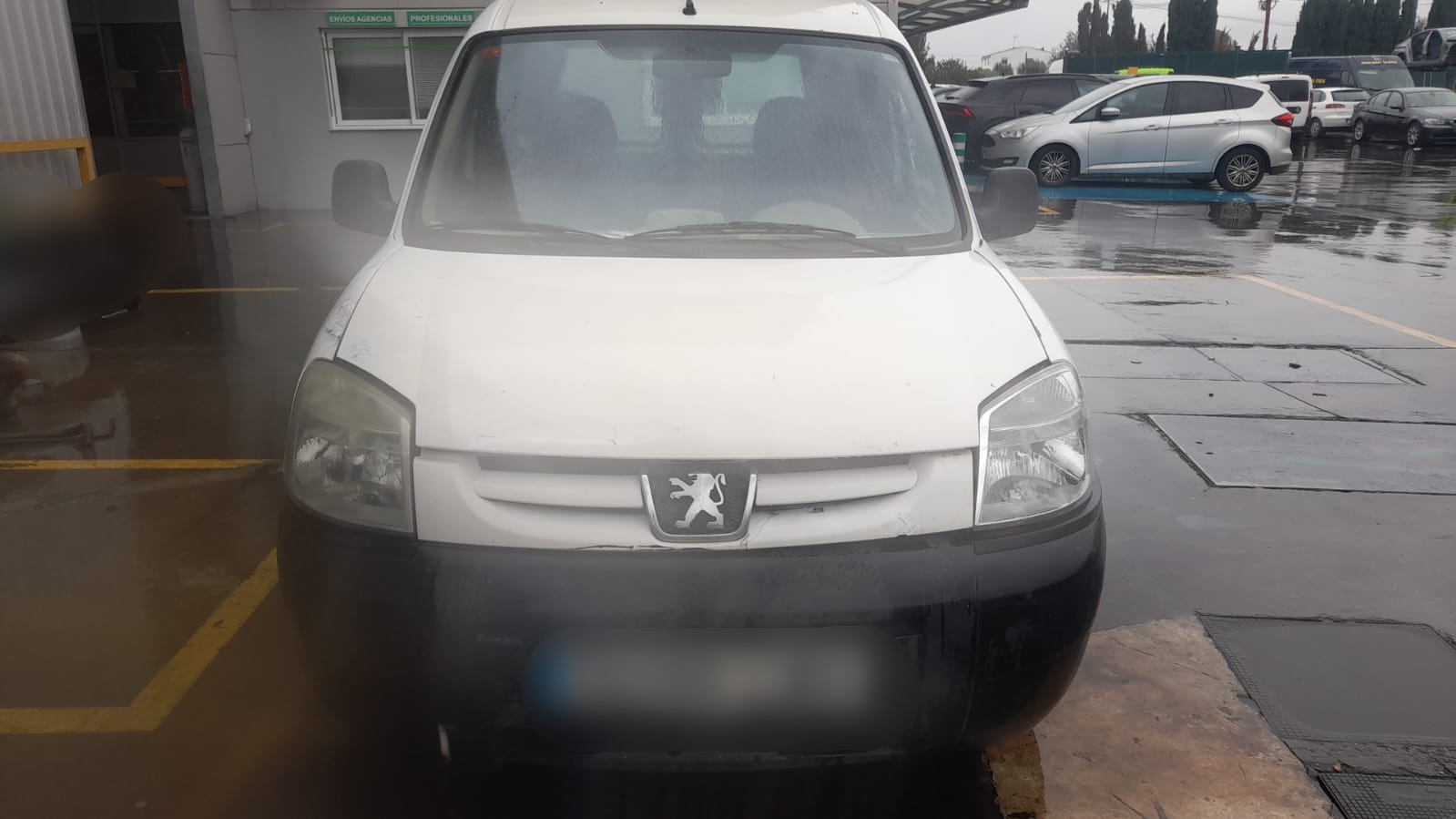 PEUGEOT Partner 1 generation (1996-2012) Priekšējais kreisais spārns 25016843