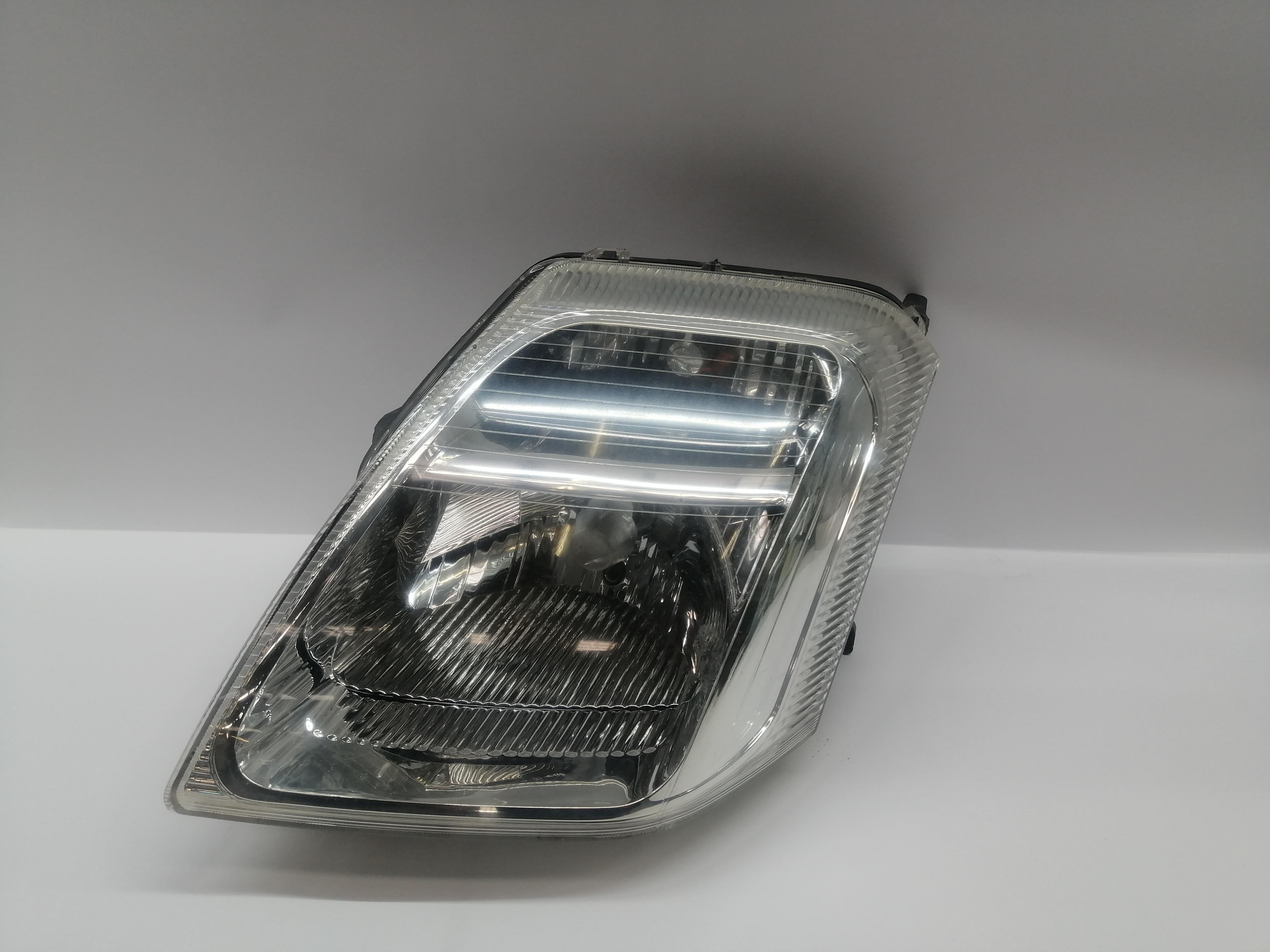 FORD USA C2 1 generation (2003-2009) Front Left Headlight 620870 25825139