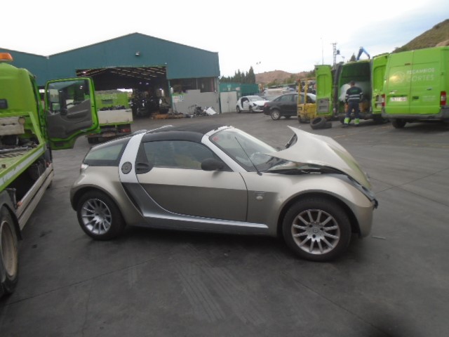 SMART Roadster 1 generation (2003-2006) Interkūlerio radiatorius 0003007V005 25125247