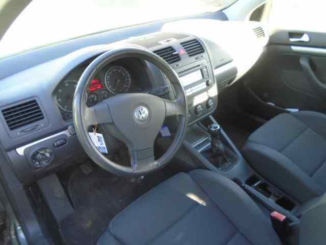 VOLKSWAGEN Golf 5 generation (2003-2009) Фонарь задний правый 1K6945094E 25200144