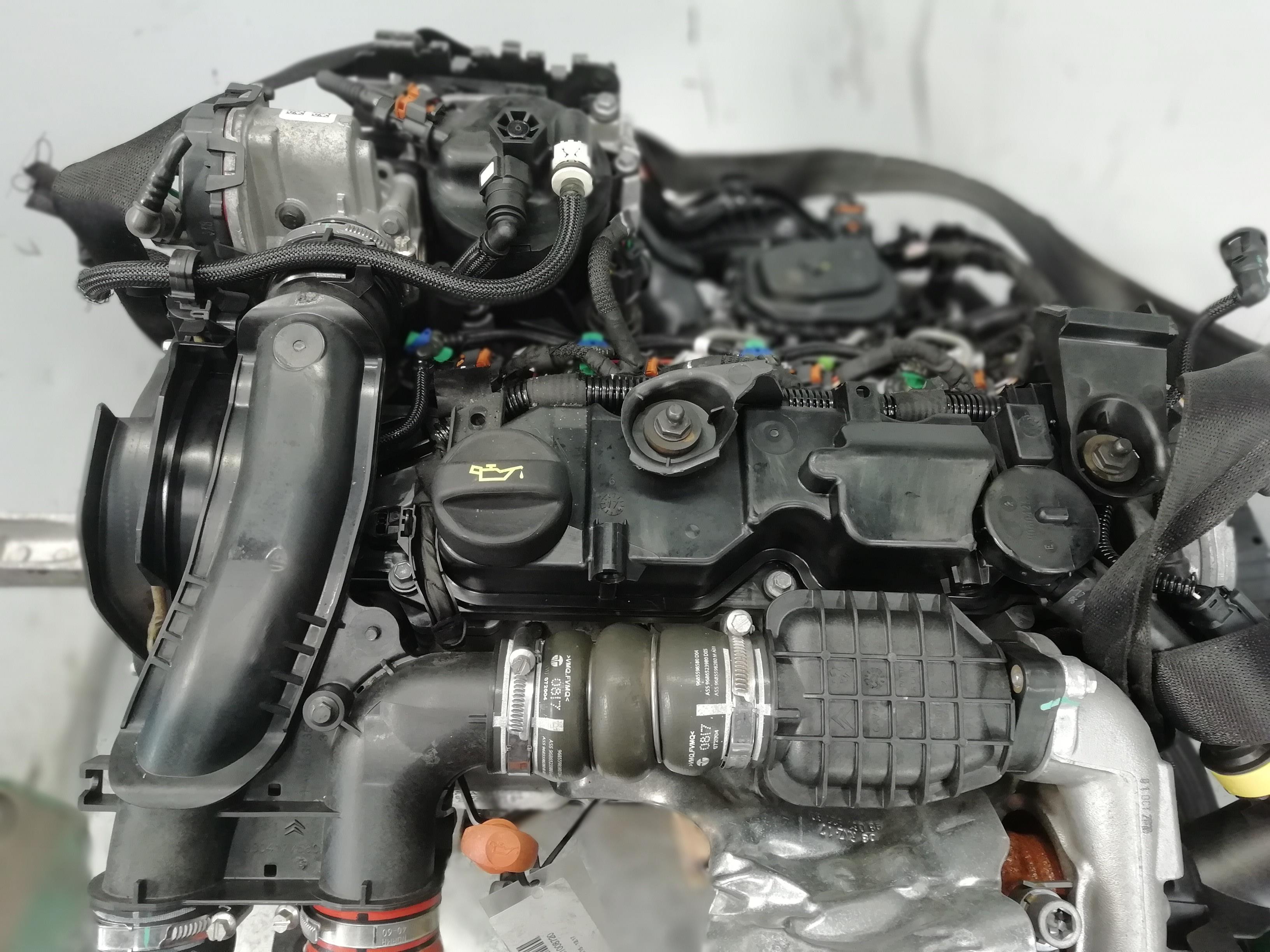 PEUGEOT 208 Peugeot 208 (2012-2015) Engine BH02 25034571