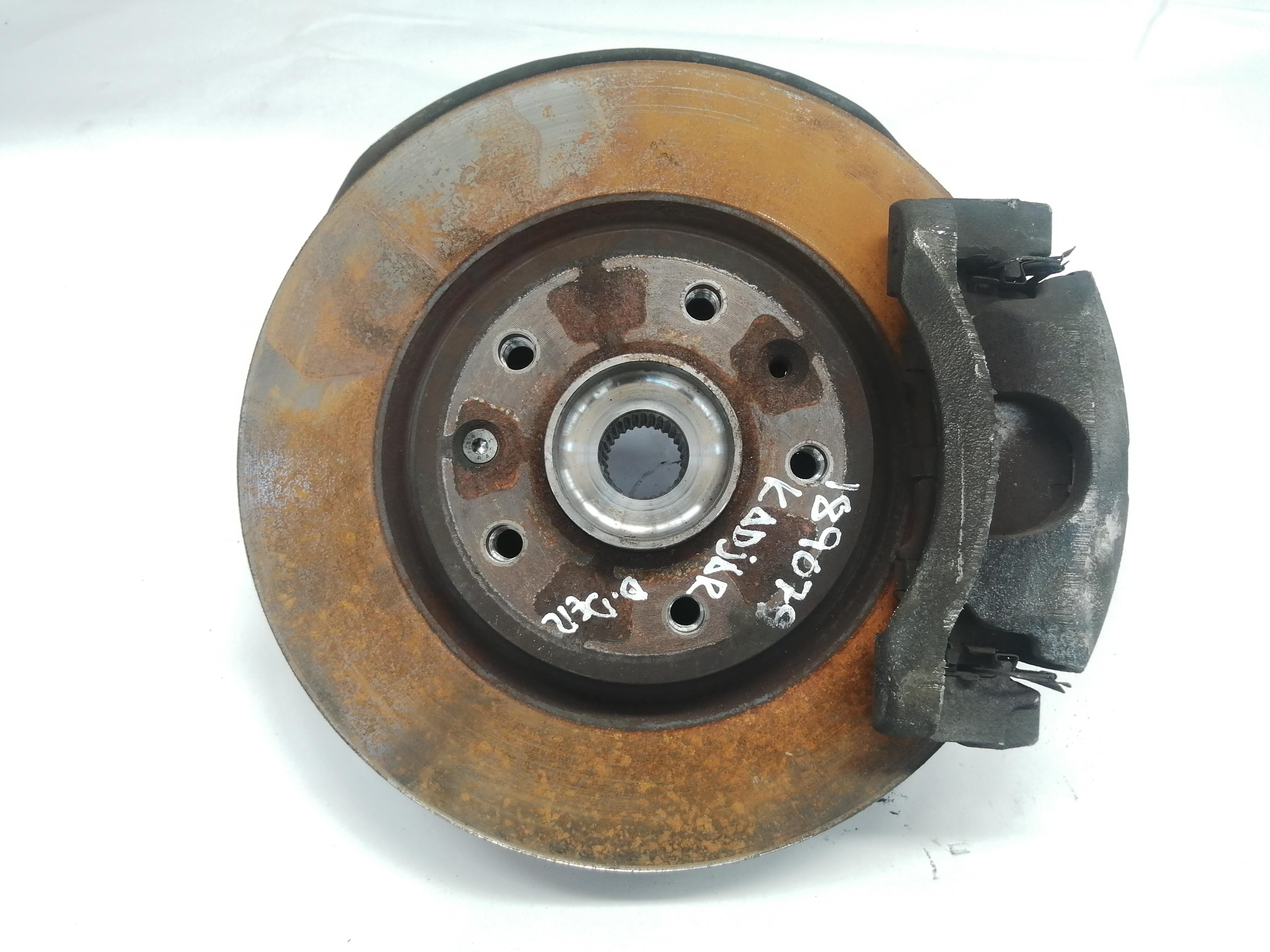 RENAULT Front Right Wheel Hub 400144EA0A 25690792