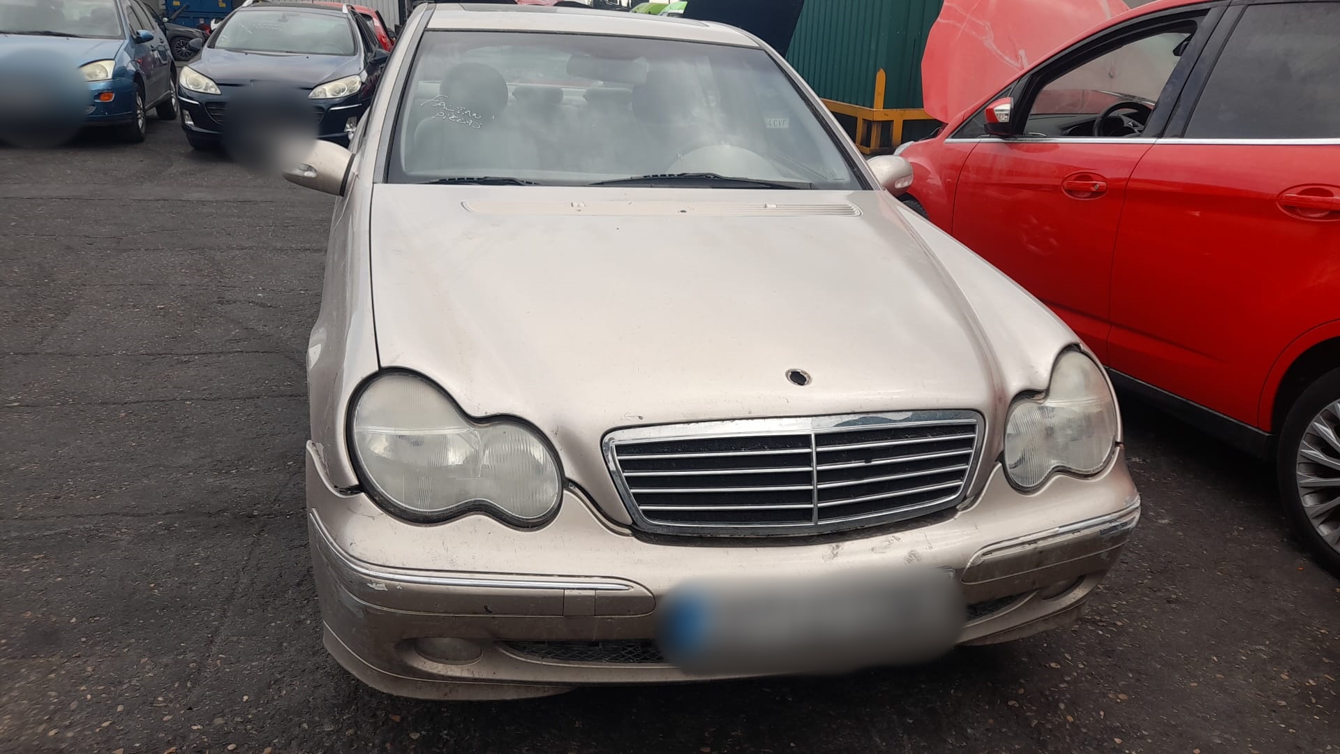 MERCEDES-BENZ C-Class W203/S203/CL203 (2000-2008) Fram vänster strålkastare A2038200161 25220915