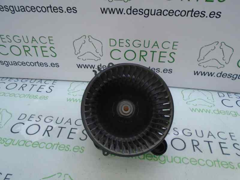 RENAULT Captur 1 generation (2013-2019) Ventilateur de chauffage 272101005R 18434407