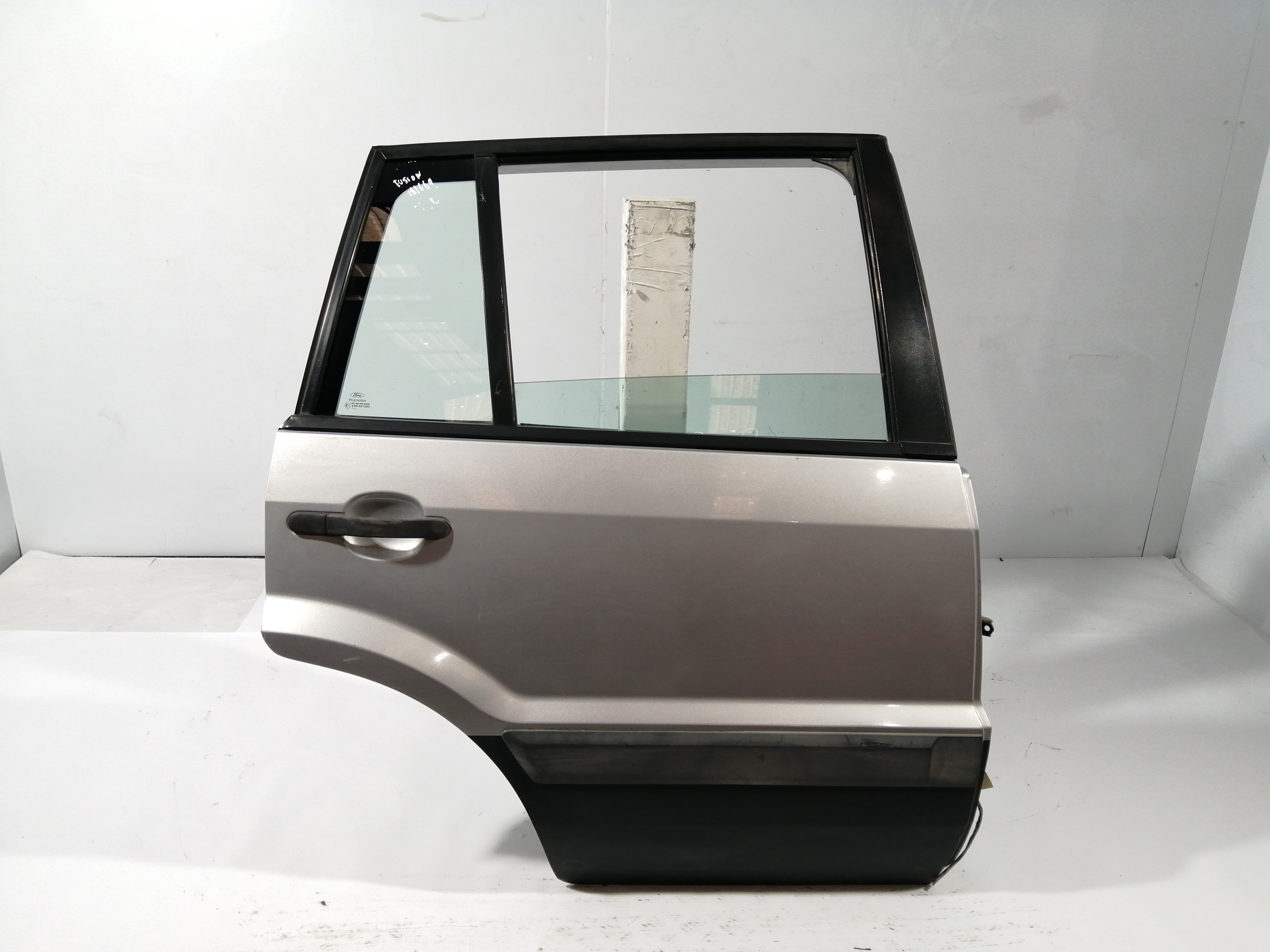 FORD Fusion 1 generation (2002-2012) Rear Right Door 1692555 24547189