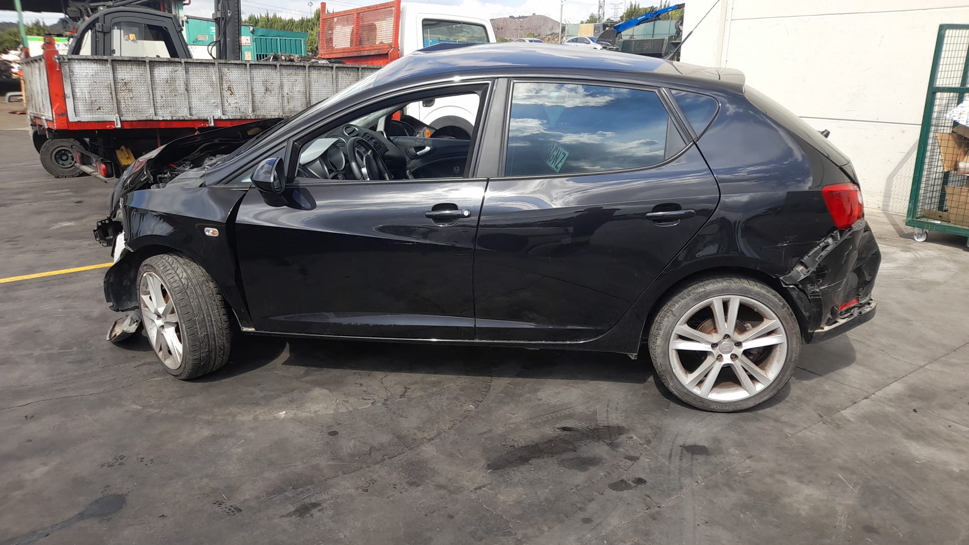 SEAT Ibiza 4 generation (2008-2017) Priekinių valytuvų mechanizmas (trapecija) 6R1955023C 18573214