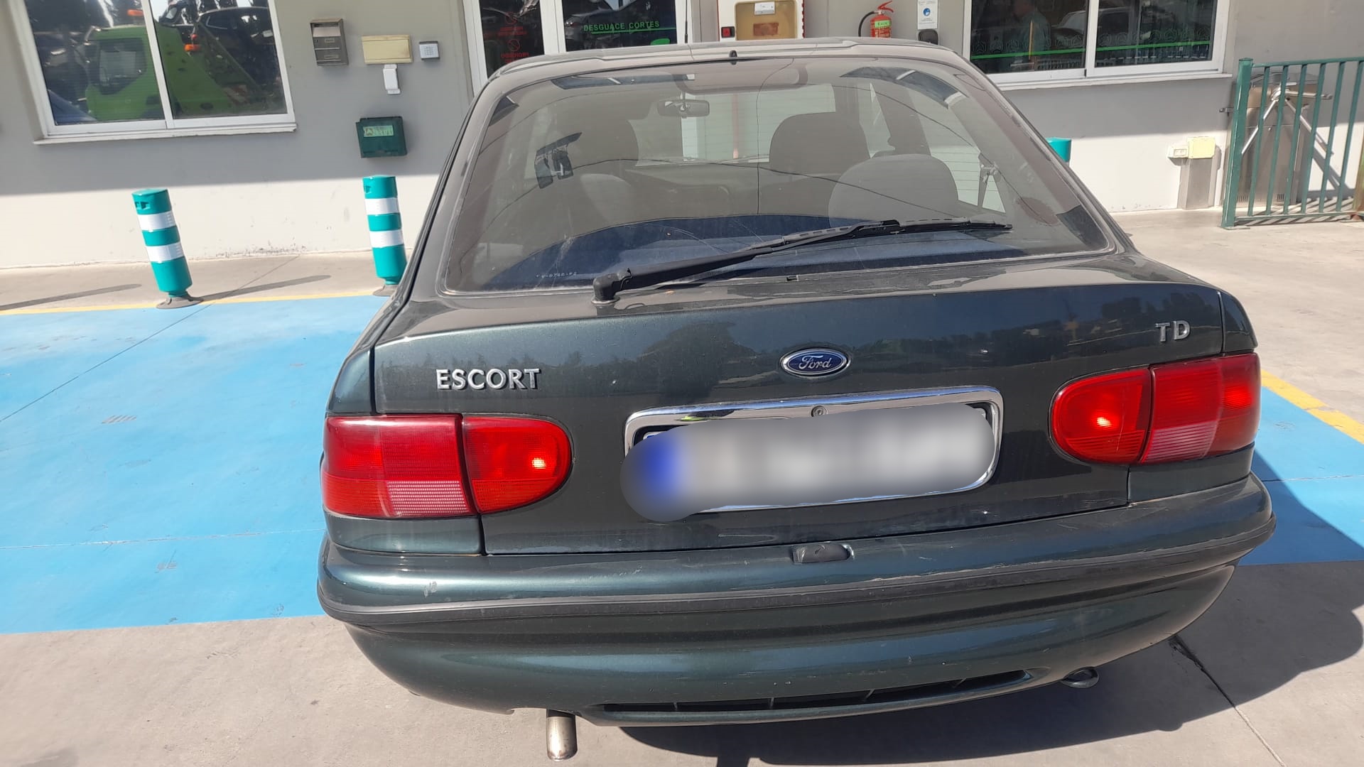 FORD Escort 5 generation (1990-2000) Дверь передняя левая 1055095 21064313