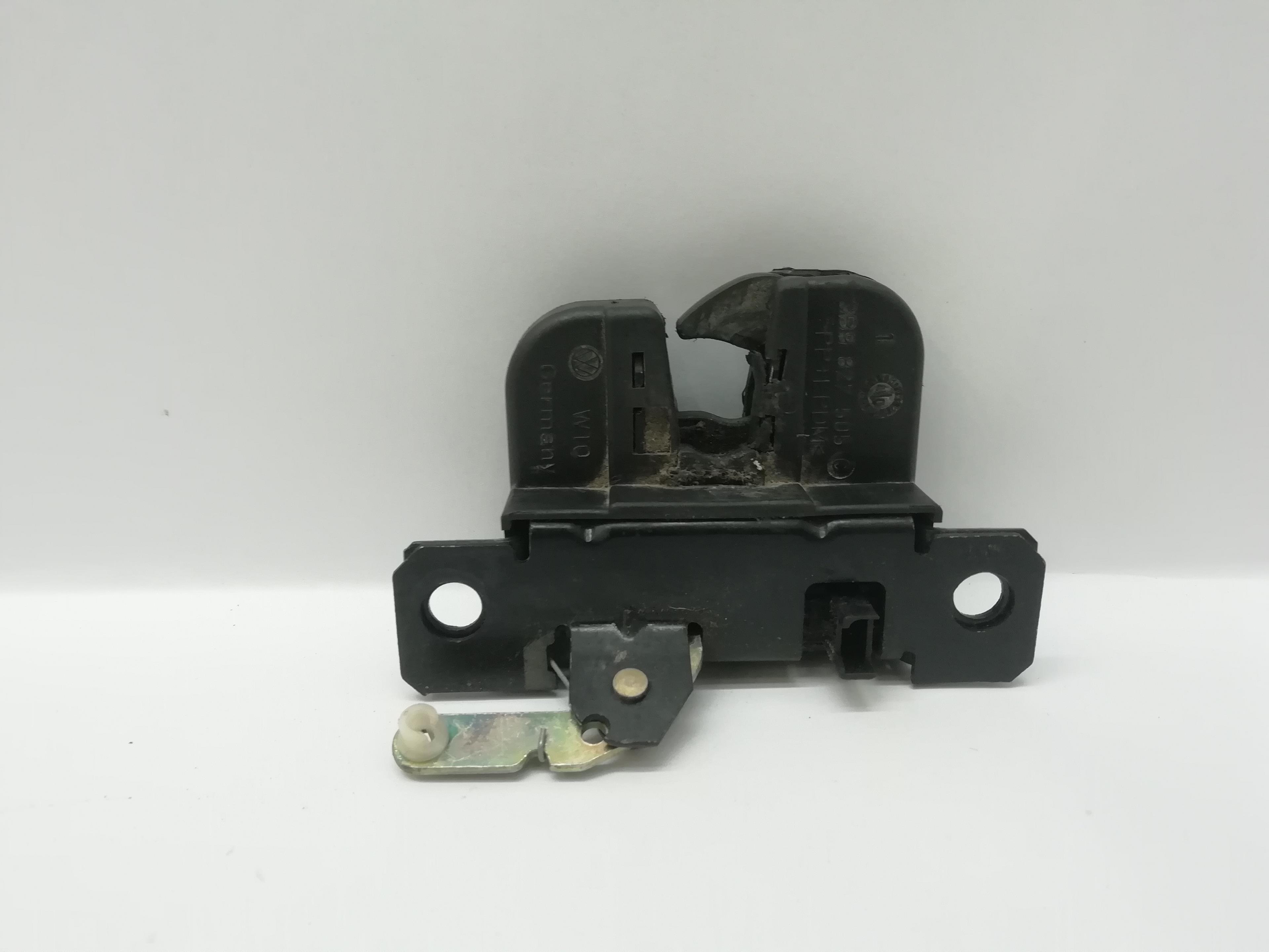 SEAT Leon 1 generation (1999-2005) Tailgate Boot Lock 6L6827505A 24029900