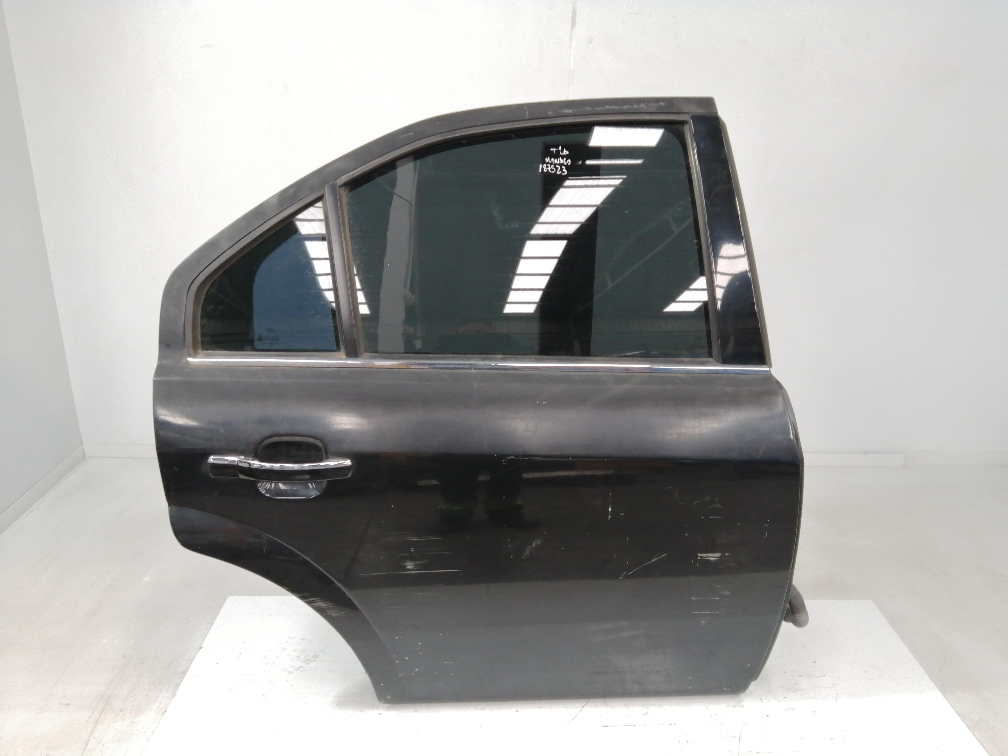 FORD Mondeo 3 generation (2000-2007) Rear Right Door 1446441 25196075