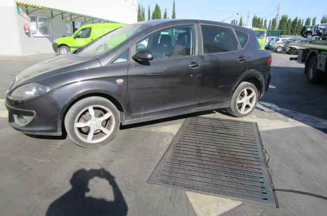 SEAT Toledo 3 generation (2004-2010) Első merevítő rúd 5P0807109B 18435313